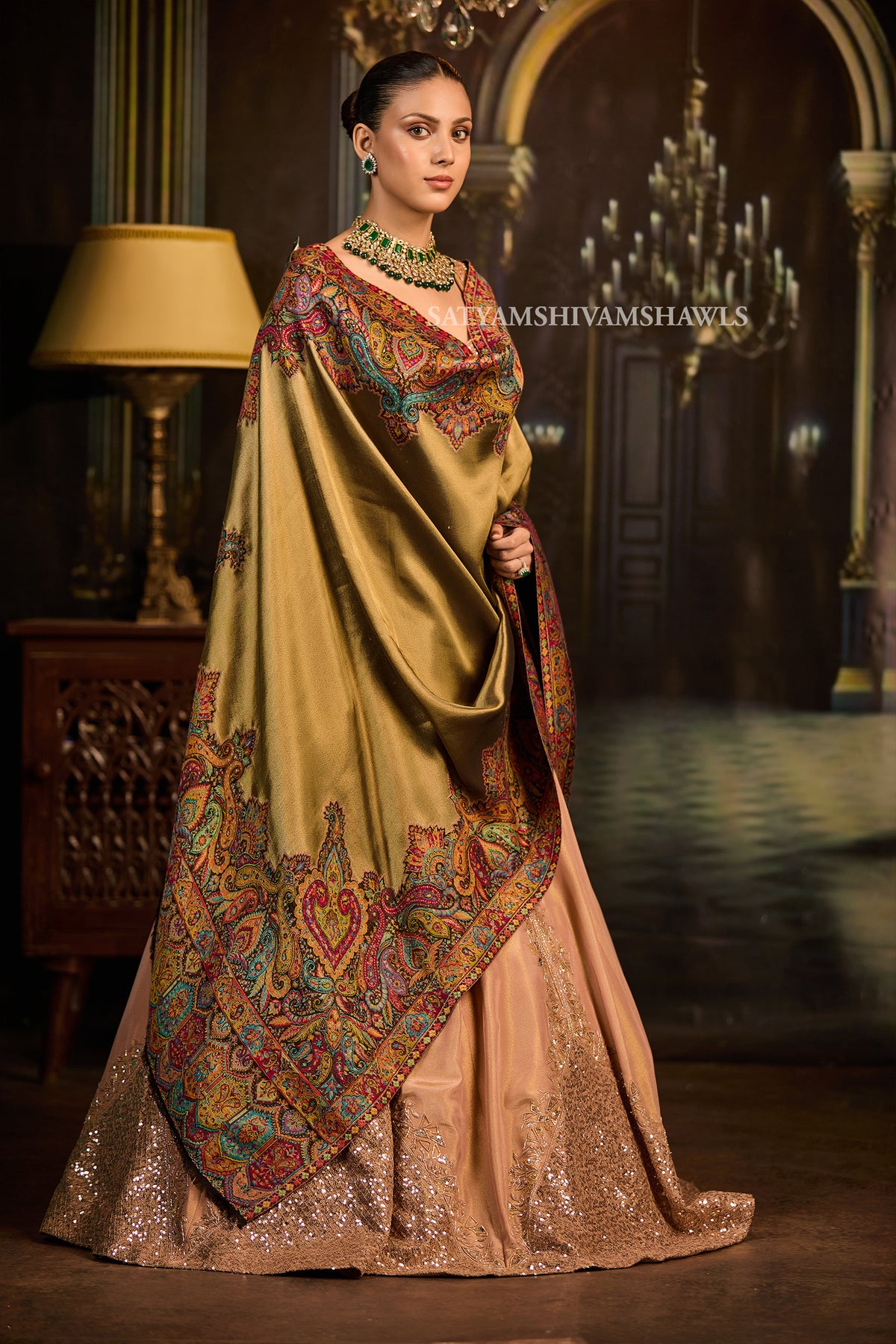 WOMEN SHAWL TWILIGHT COLLECTION FINE WOOL AMBER GOLD,