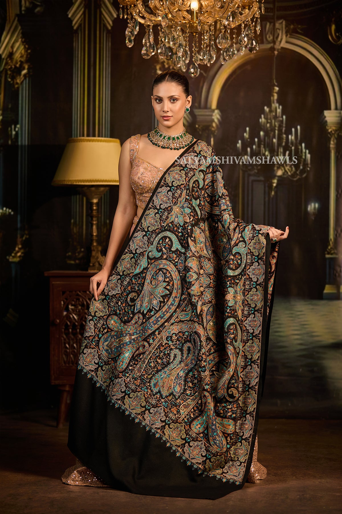 The Royal Heirloom – Intricate Handwork Shawl