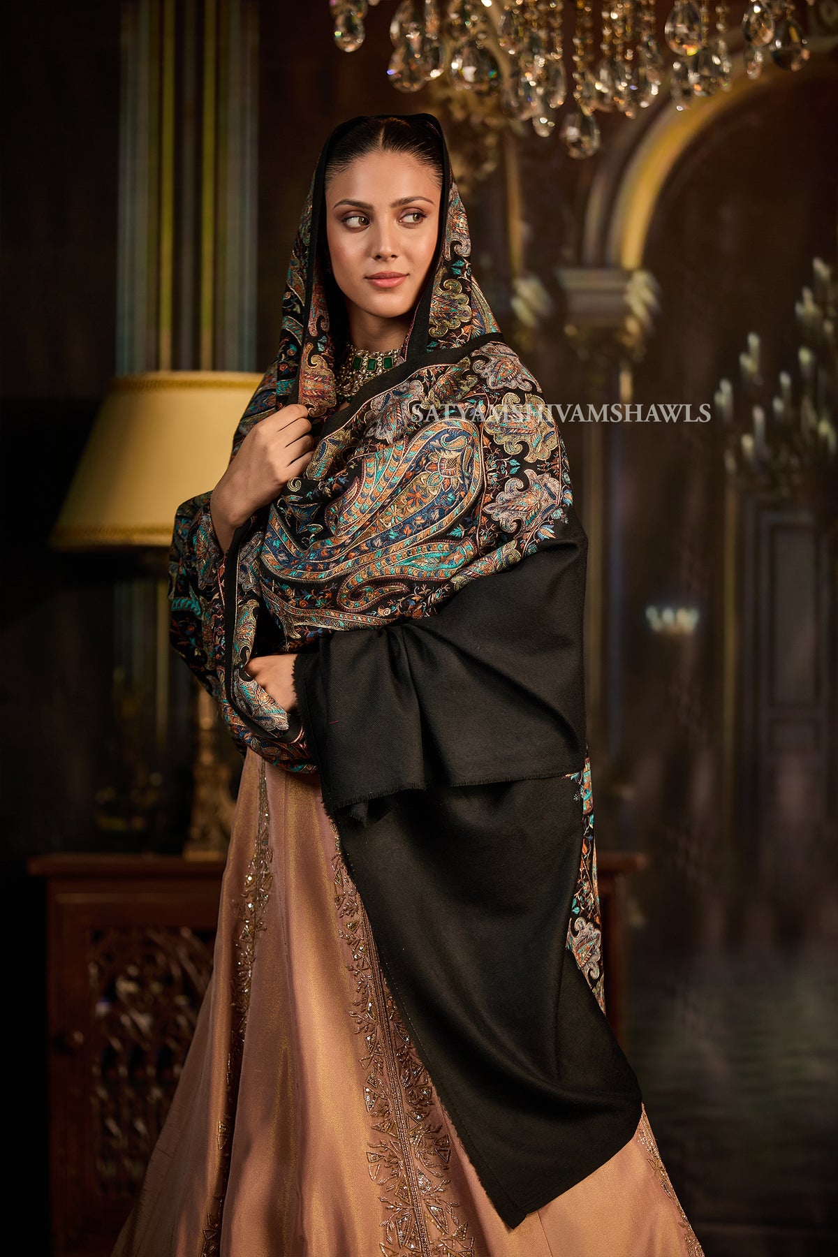 The Royal Heirloom – Intricate Handwork Shawl