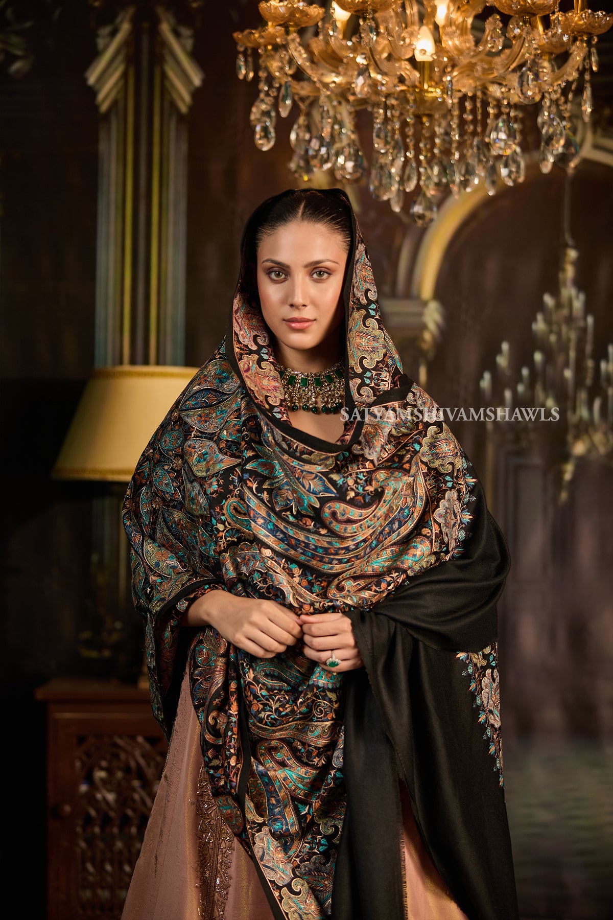 The Royal Heirloom – Intricate Handwork Shawl