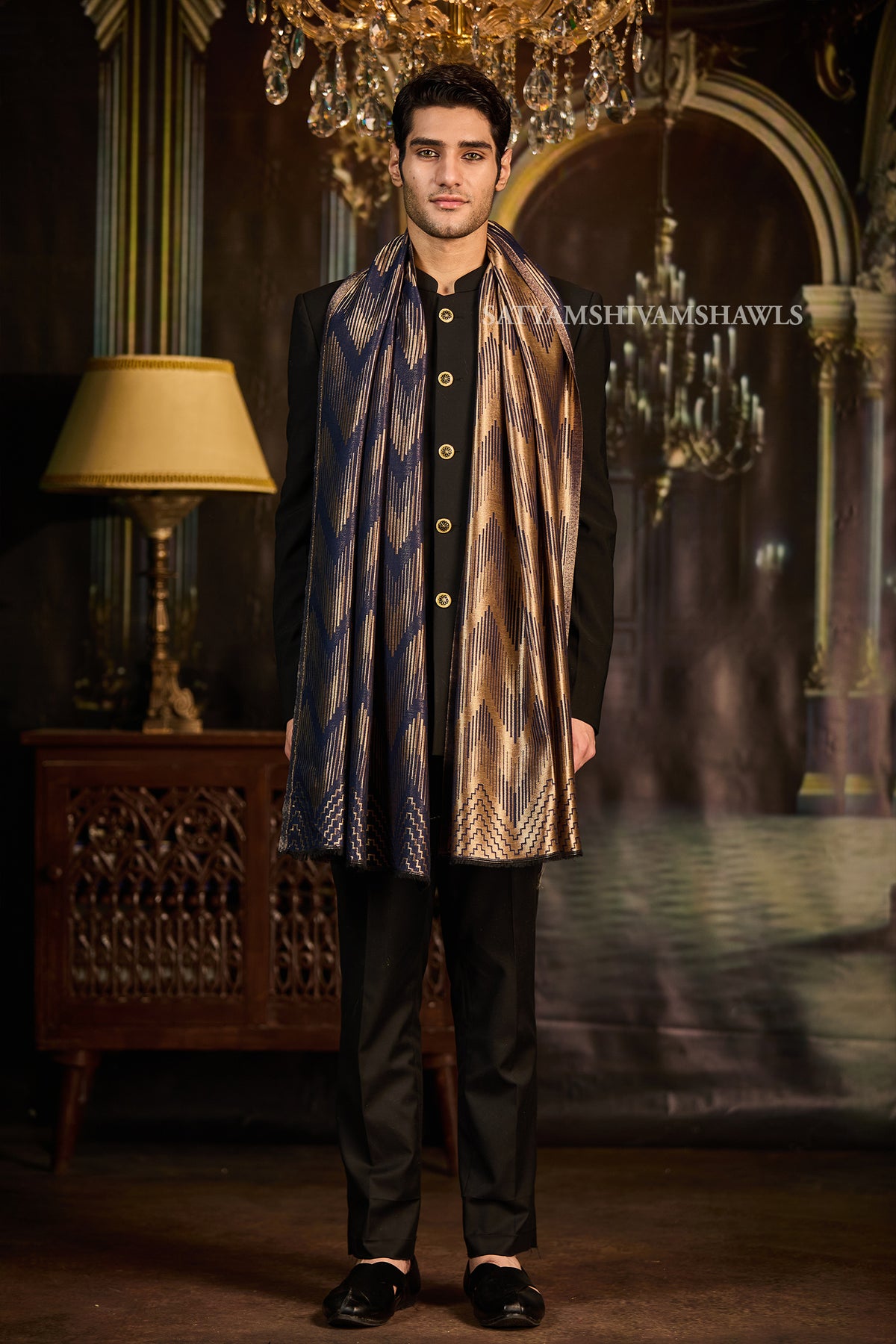 Moonlight Golden Paisley Reversible Stole