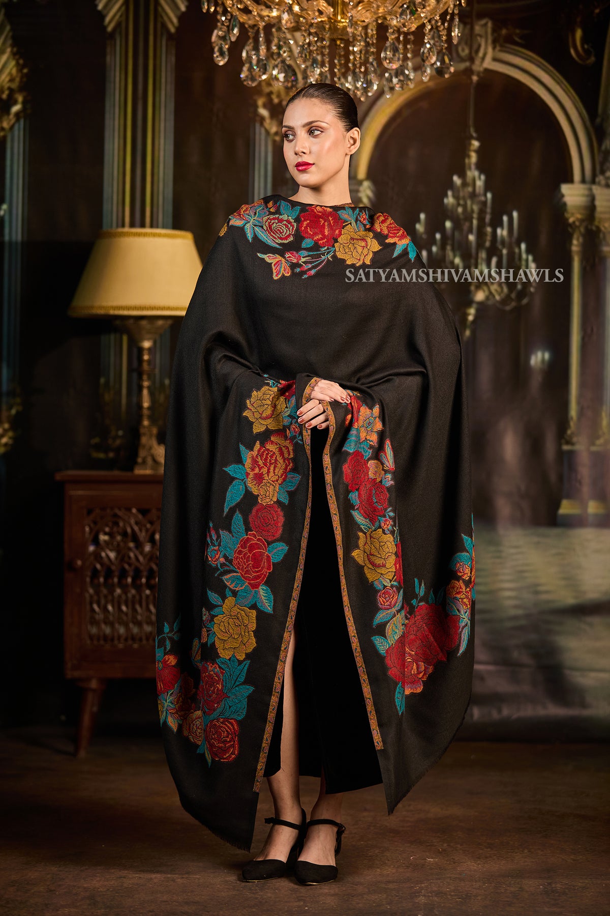 fine wool pashmina kani multi flower border design shawls