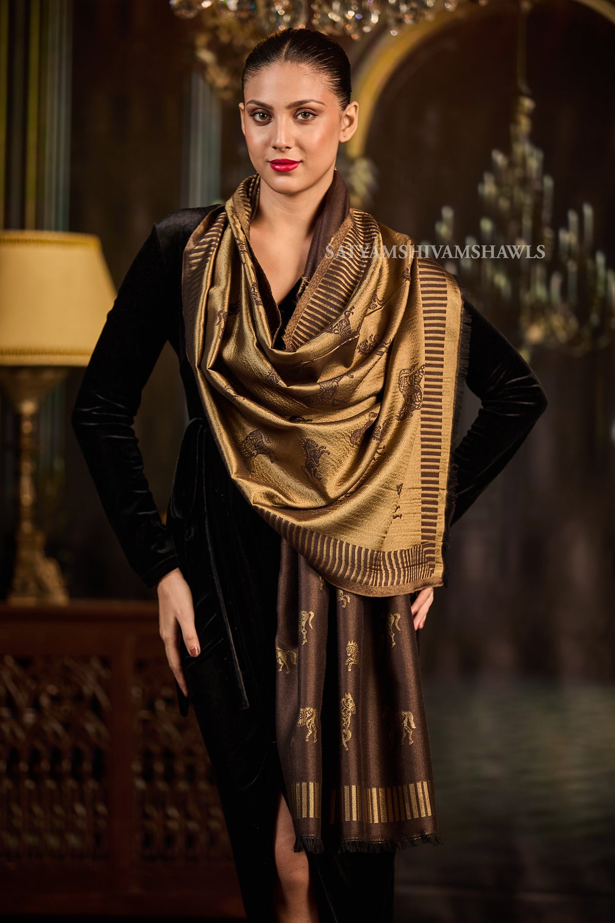 Moonlight Royal Horse Women Stole