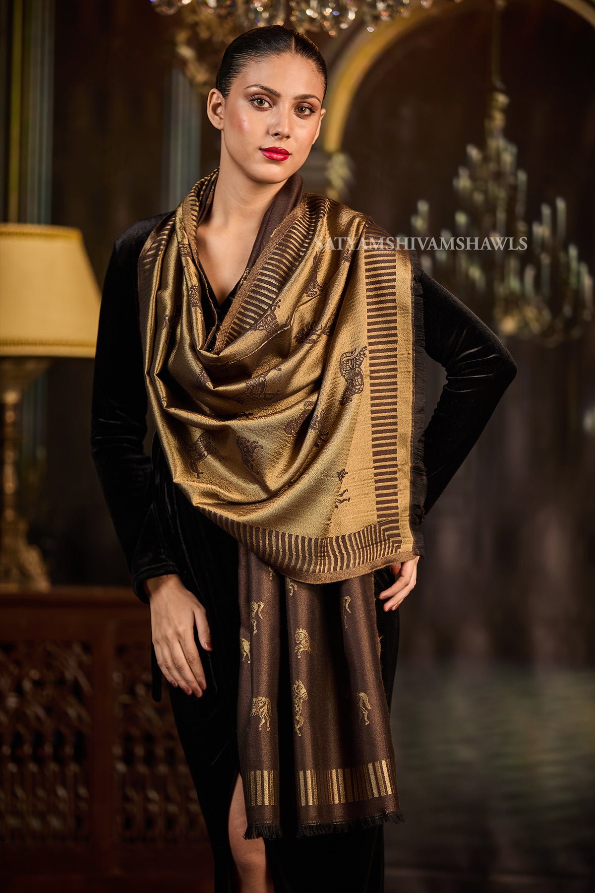 Moonlight Royal Horse Women Stole