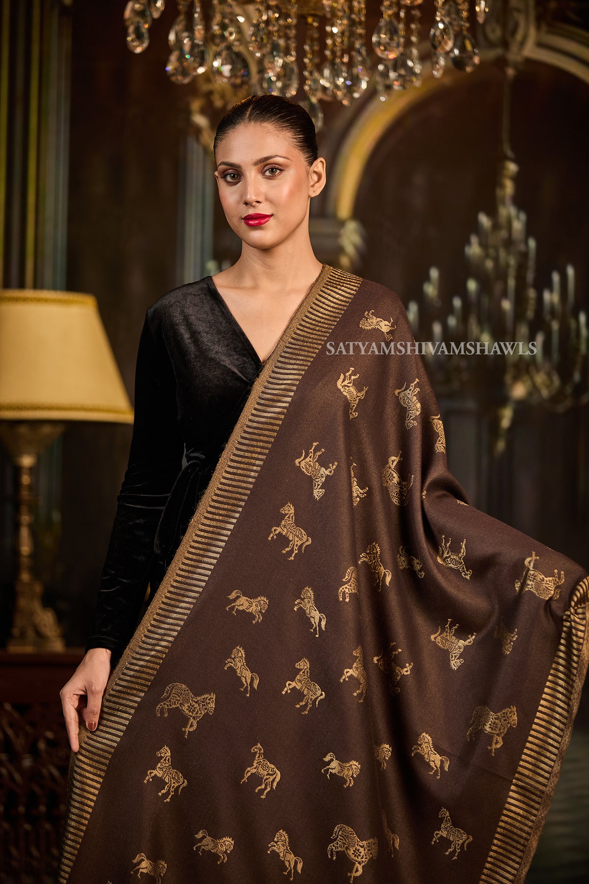 Moonlight Royal Horse Women Stole