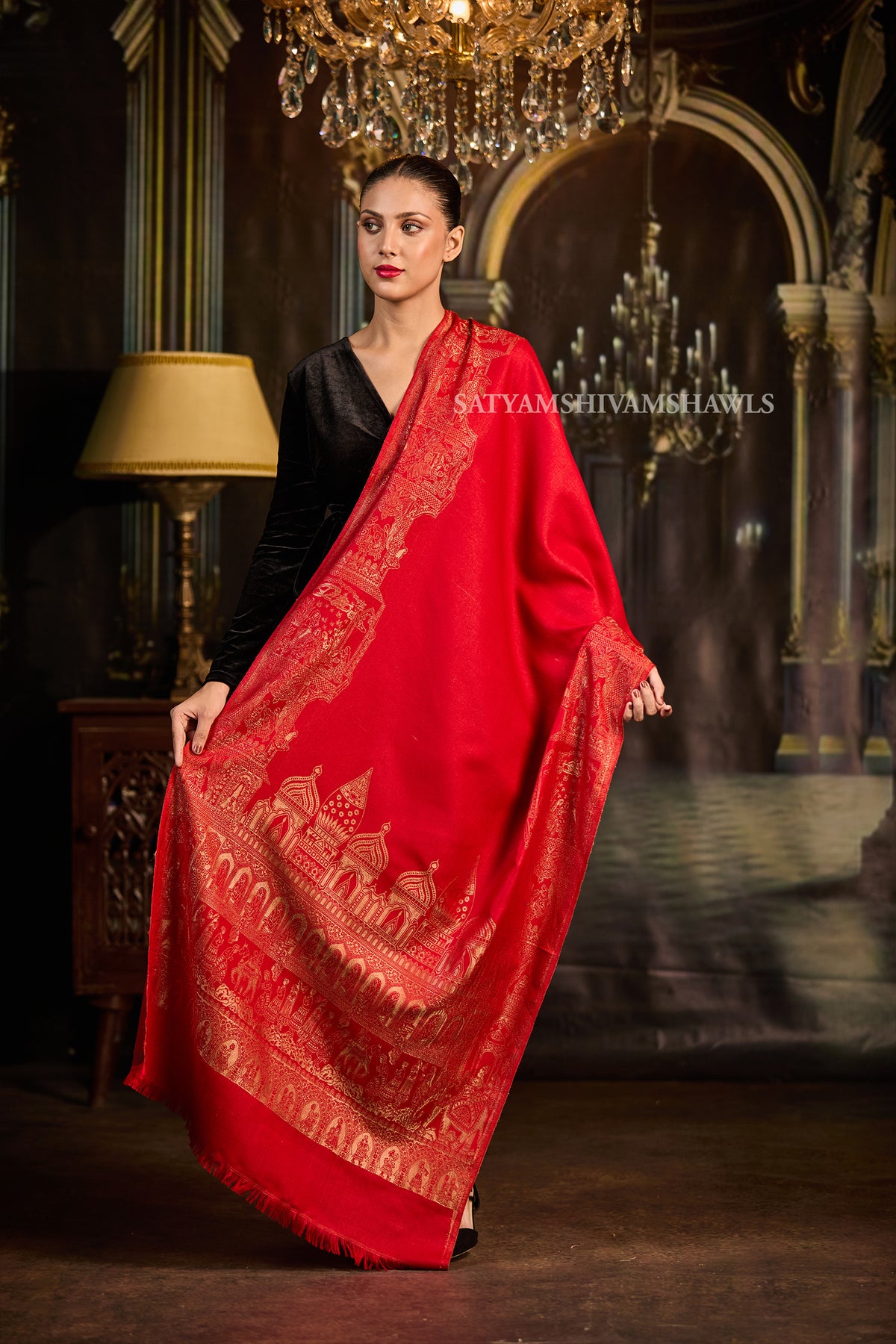 Moonlight Golden Darbar Border Reversible Stole