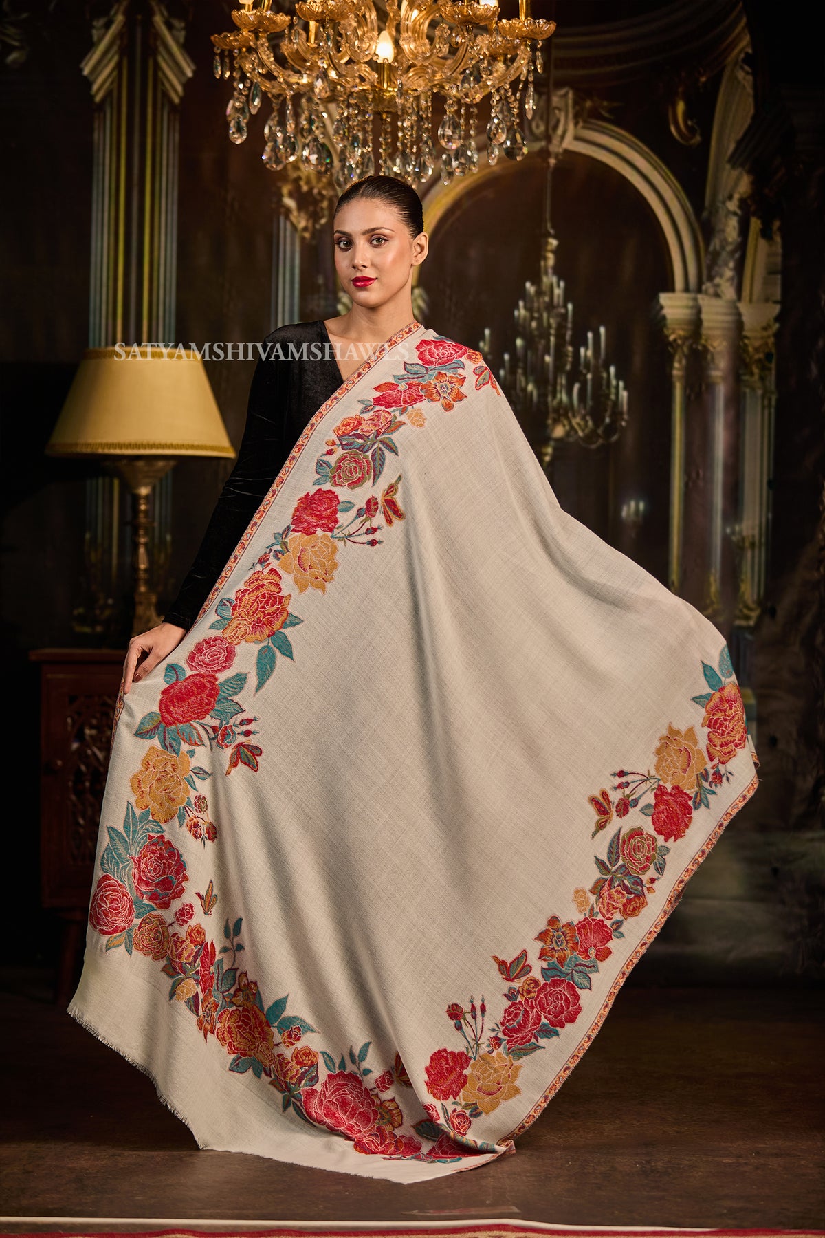 fine wool pashmina kani multi flower border design shawls