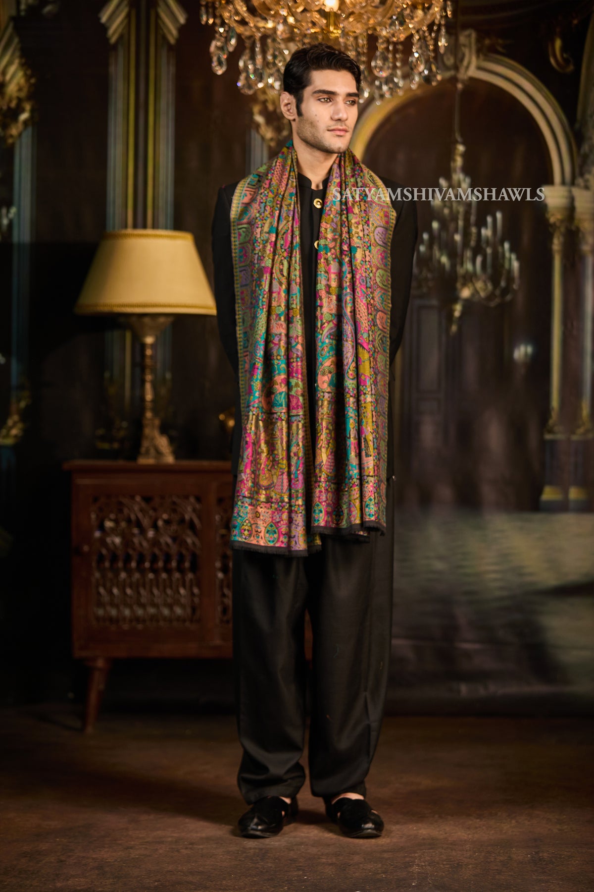 Moonlight Antique Paisley Kani men Stole