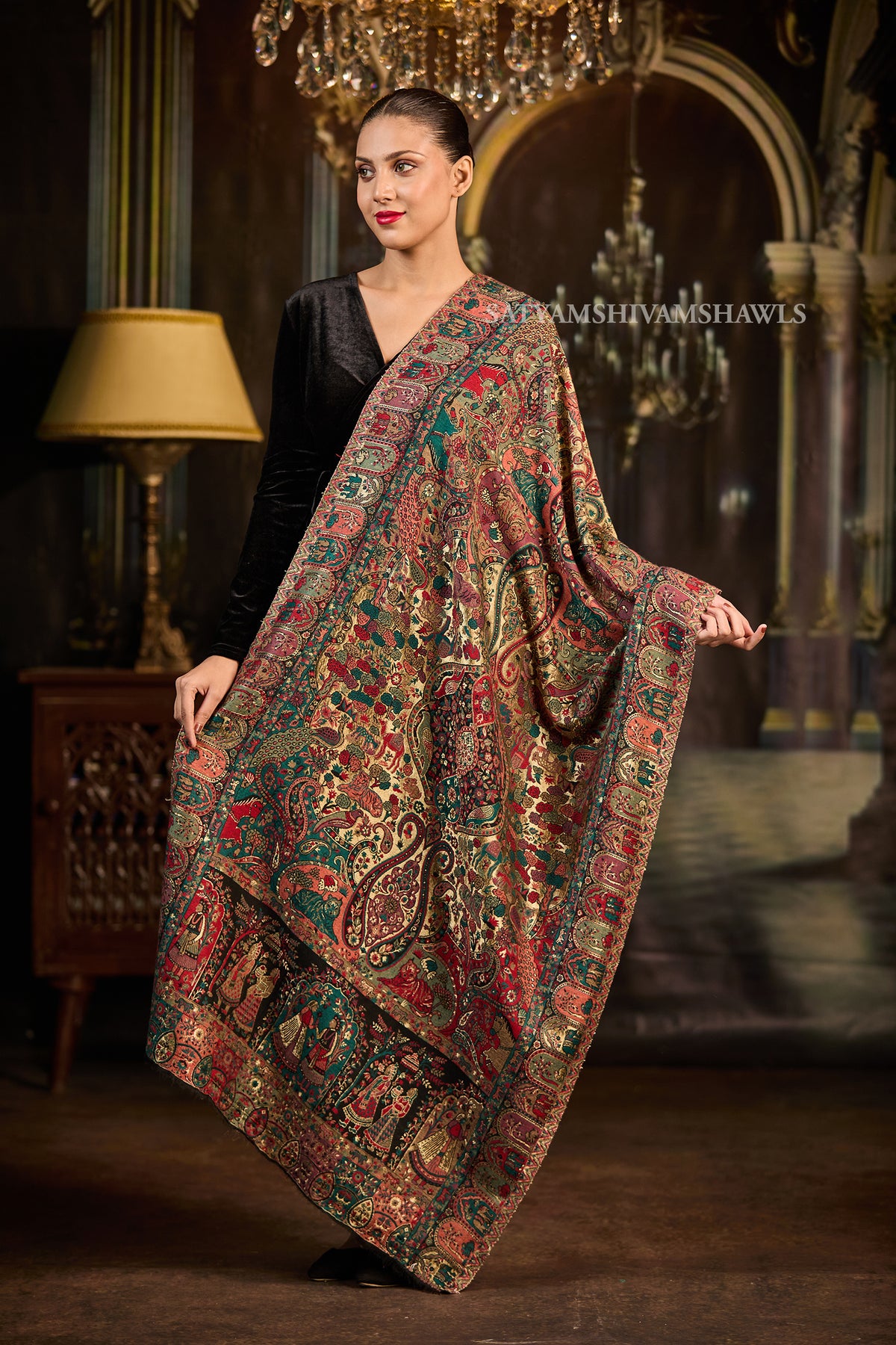 Moonlight Antique Paisley Kani Women Stole