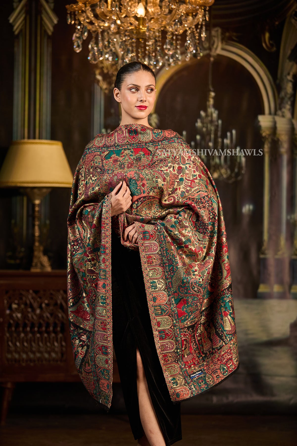 Moonlight Antique Paisley Kani Women Stole