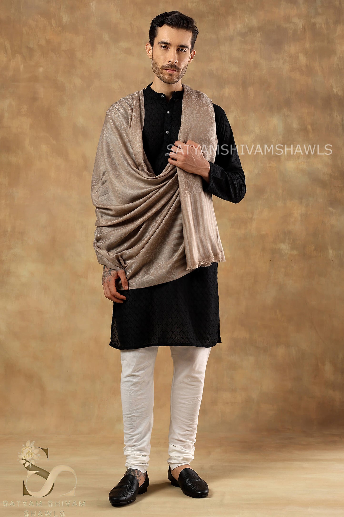 ROYAL LUXURY PASHMINA RING PASS GENTS LOHI KASHMIRI AUTHENTIC SELF DESIGN , TOOSH COLOUR