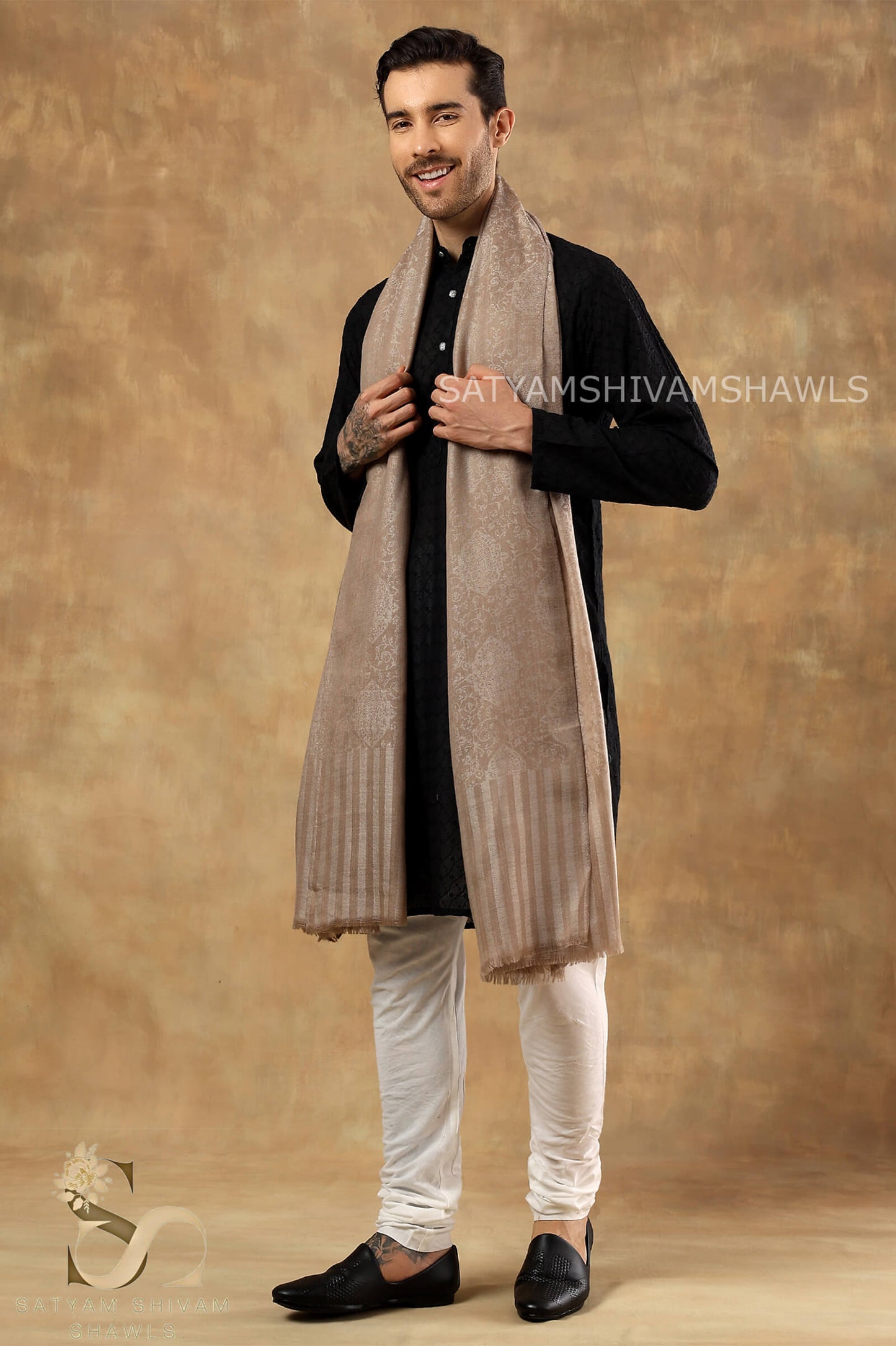 ROYAL LUXURY PASHMINA RING PASS GENTS LOHI KASHMIRI AUTHENTIC SELF DESIGN , TOOSH COLOUR