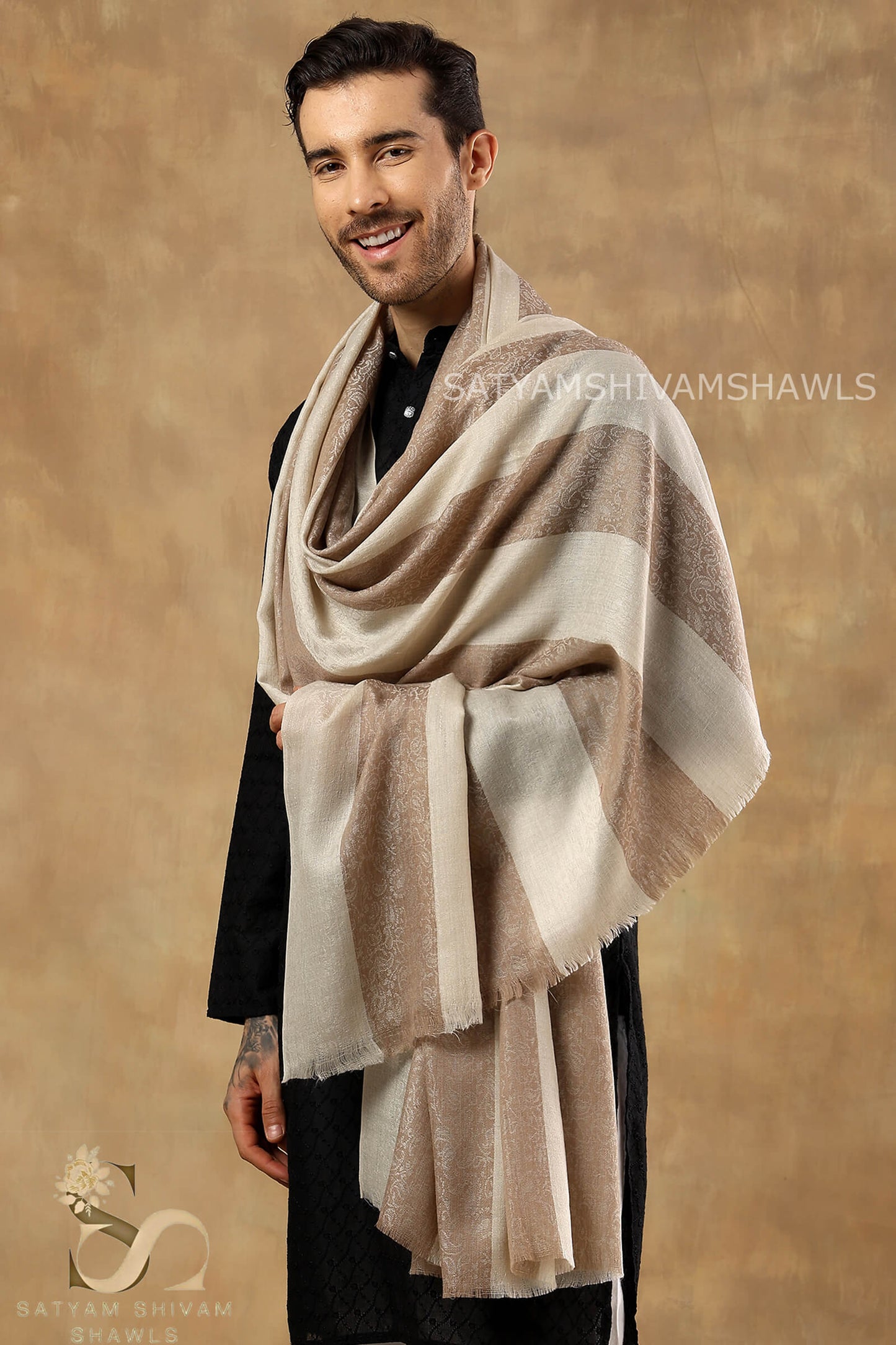 ROYAL LUXURY PASHMINA RING PASS GENTS LOHI KASHMIRI AUTHENTIC SELF STRIPS DESIGN , SKIN CAMEL COLOUR