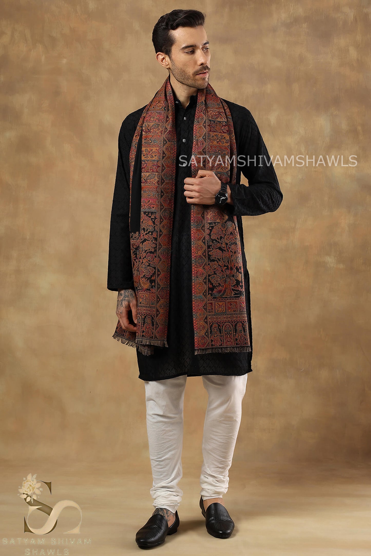 TAJ SAKHIYAAN  KANI BORDER WEAVE SHAWL, SOFT, WARM AND LIGHT WEIGHT, BLACK