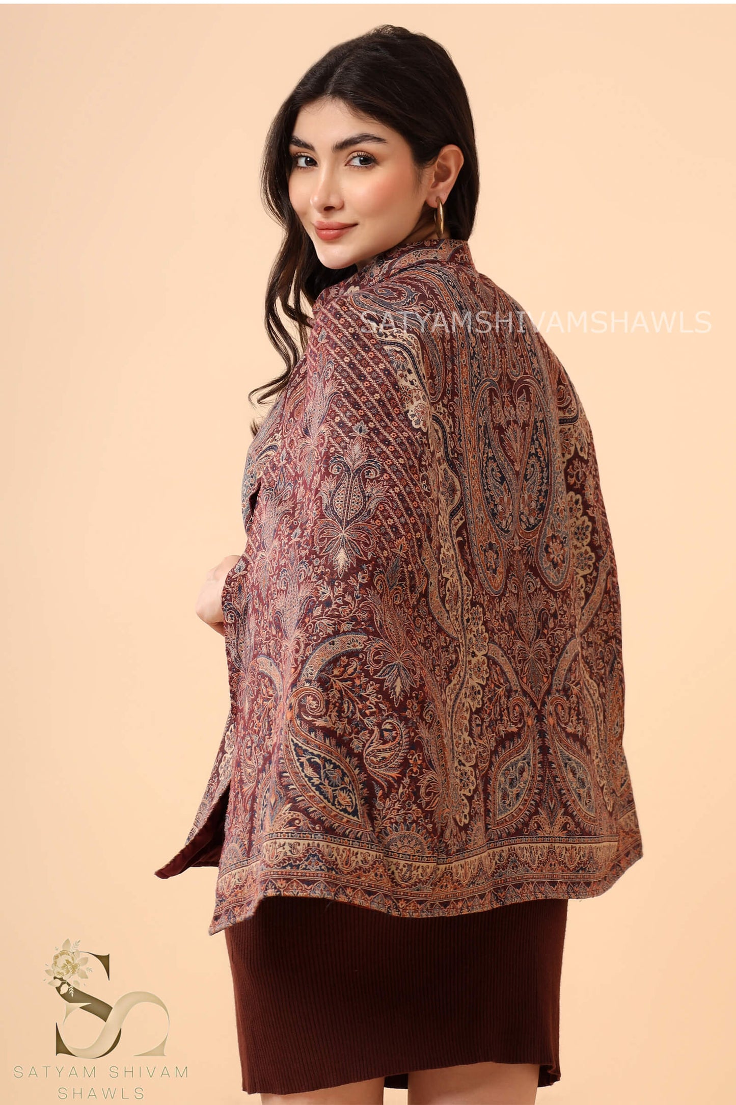 KASHIDA SUPERIOR KANI CAPE WITH MIDNIGHT KASHMIRI MEHROON CAPE