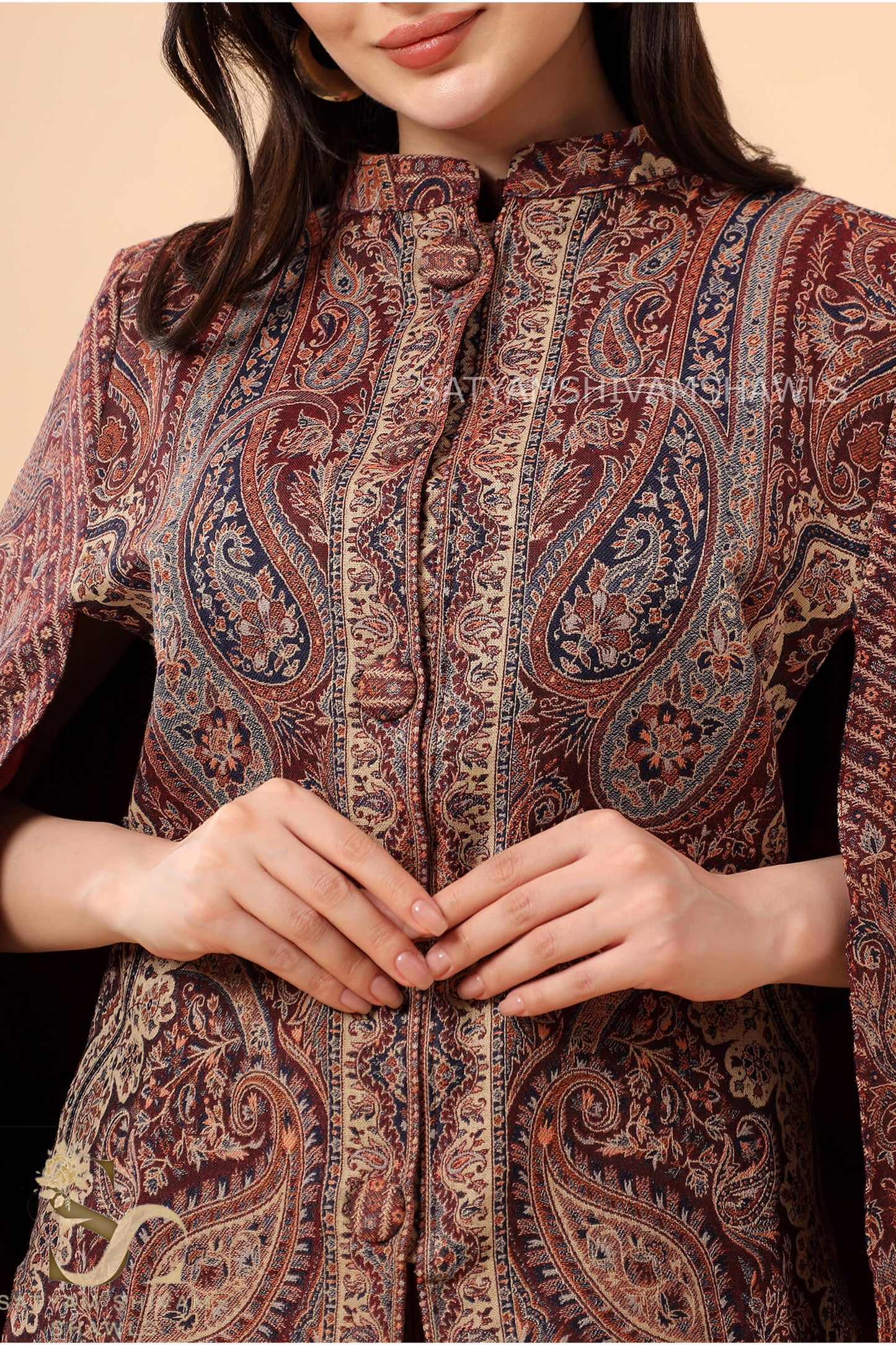 KASHIDA SUPERIOR KANI CAPE WITH MIDNIGHT KASHMIRI MEHROON CAPE