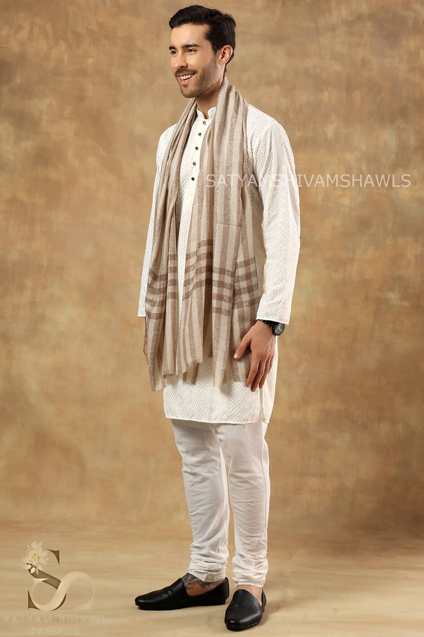 LUXURY PASHMINA SELF STRIPES WITH CHECK PALLA MENS STOLE, COLOR SKINISHCAMEL