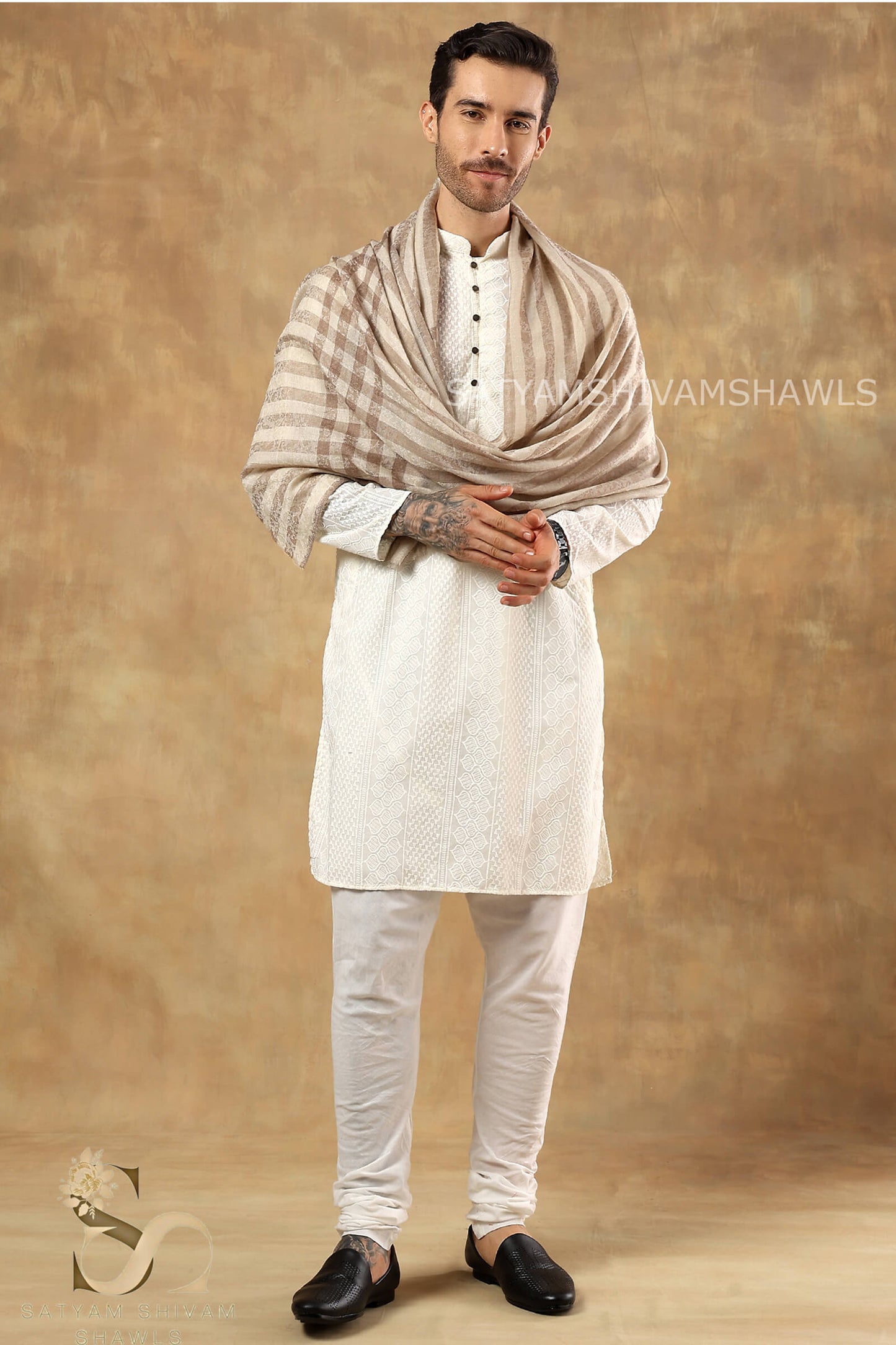 LUXURY PASHMINA SELF STRIPES WITH CHECK PALLA MENS STOLE, COLOR SKINISHCAMEL