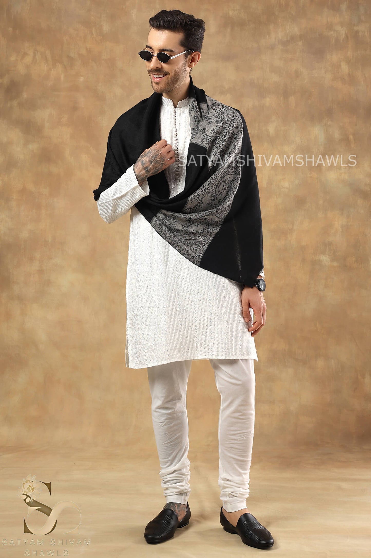 KASHMIRI BLACK  SELF WITH ROYAL SKIN PALLA LUXURY PASHMINA STOLE ,MENS