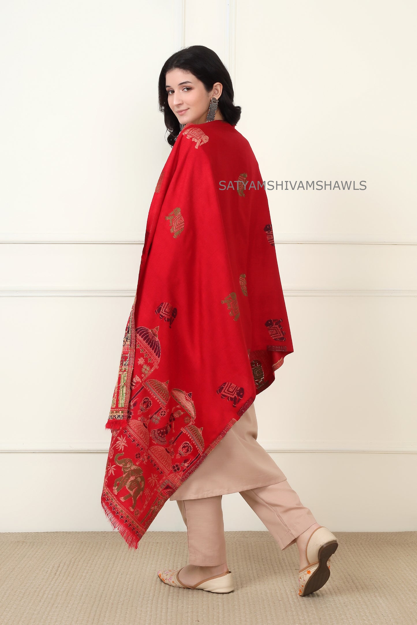 Dholi theme elephant design pure wool stole