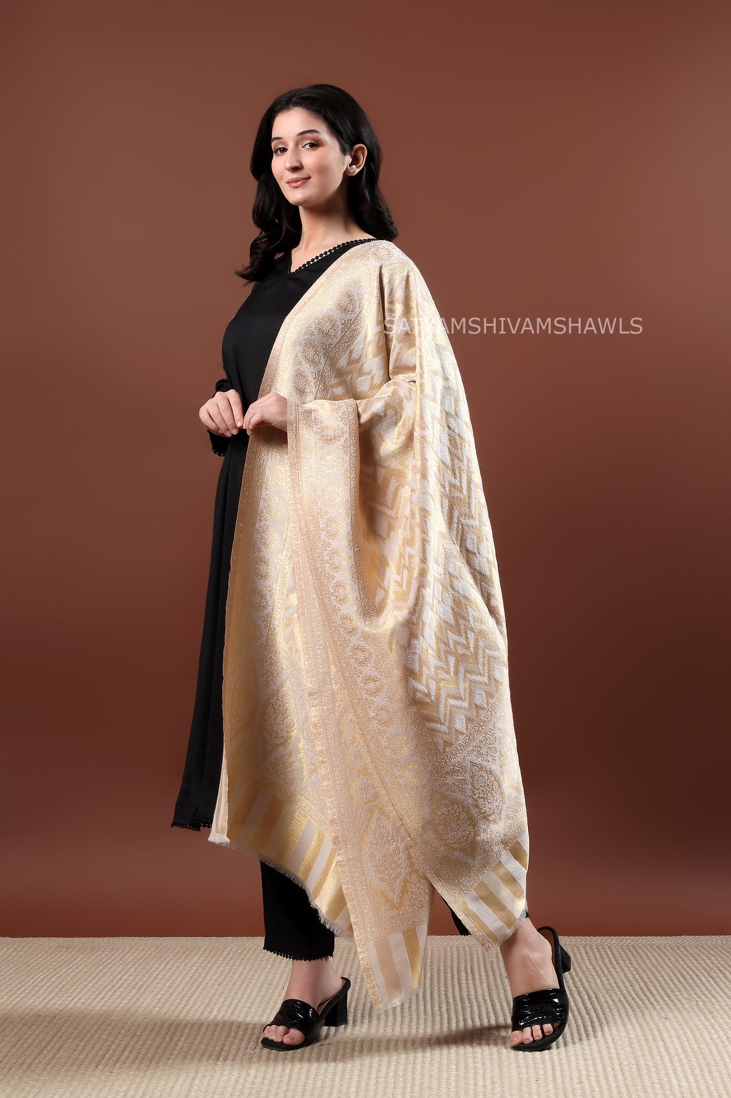 Daydream dual-tone ekat reversible stole