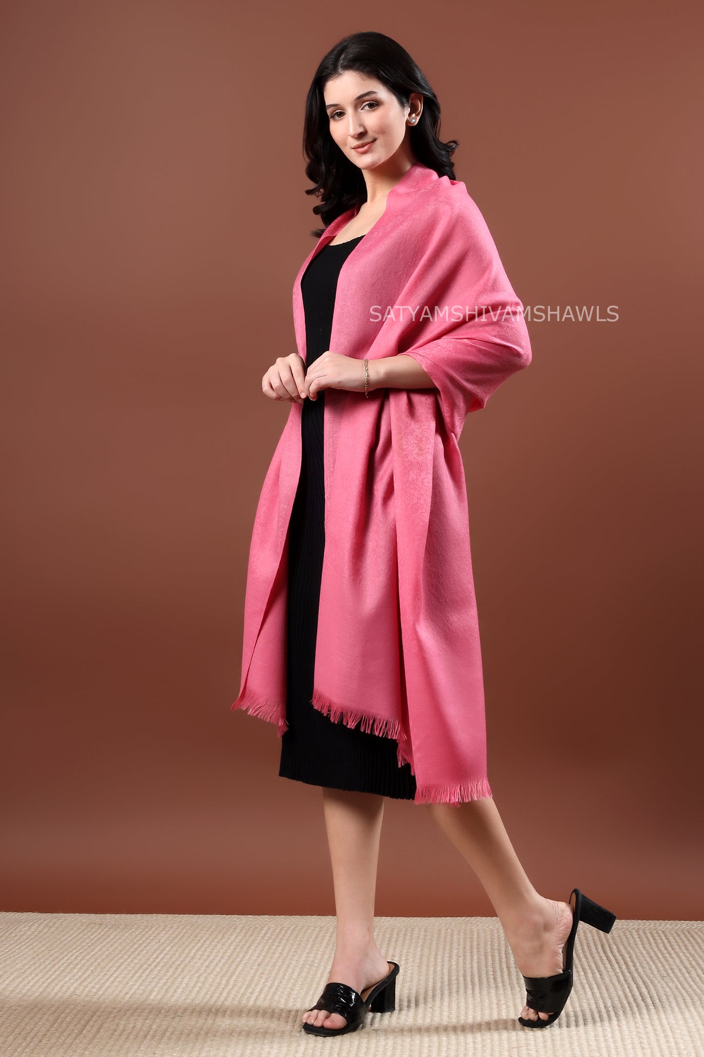womens pure wool self design shawl,light weight and soft