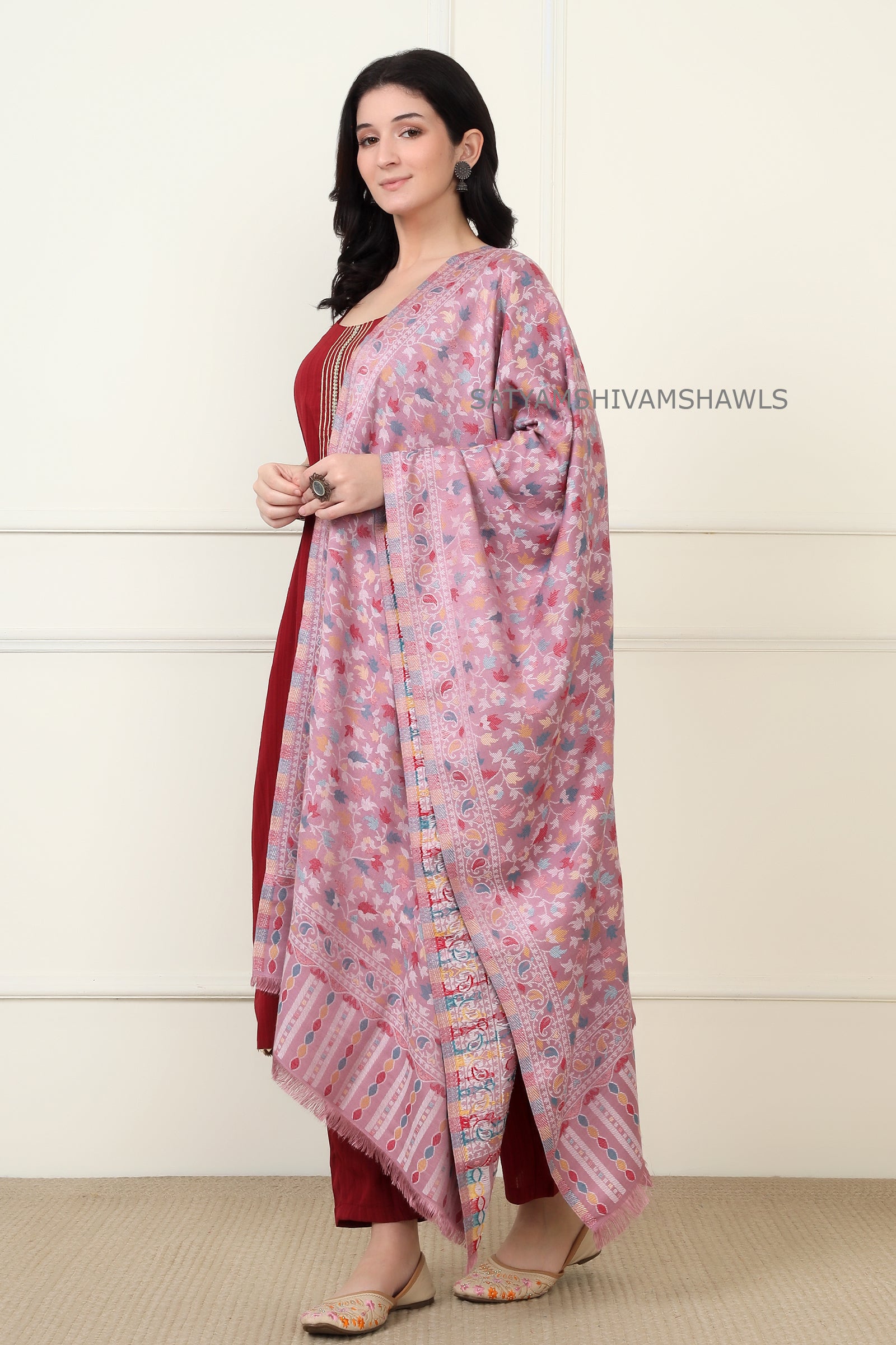 noor-e-kani multi pure wool stole,lavender