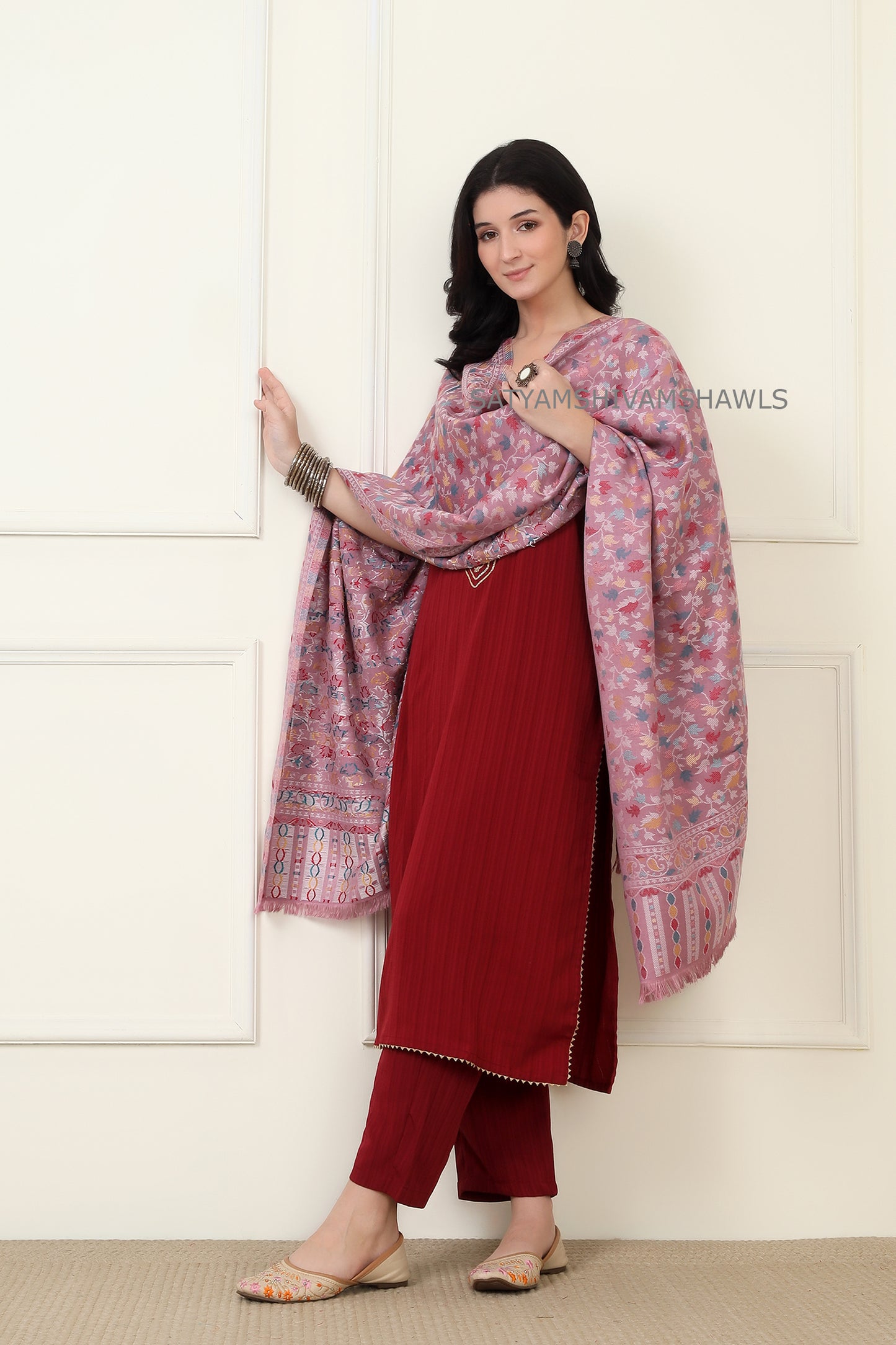 noor-e-kani multi pure wool stole,lavender