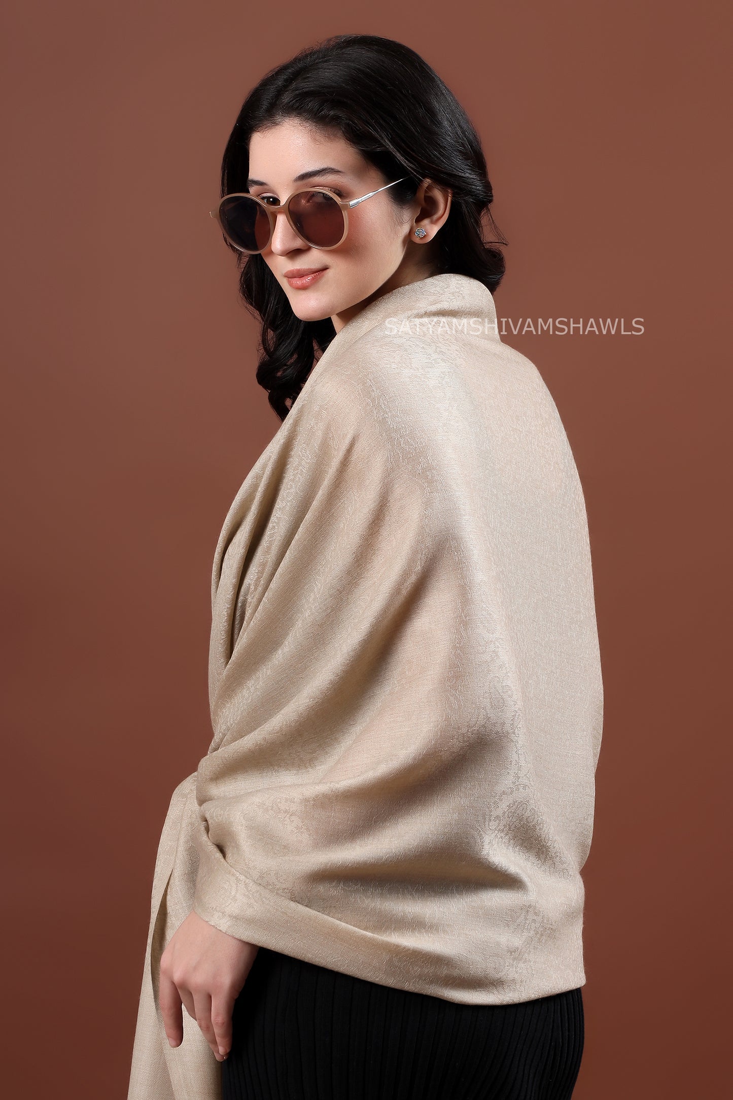 womens pure wool self design shawl,light weight and soft