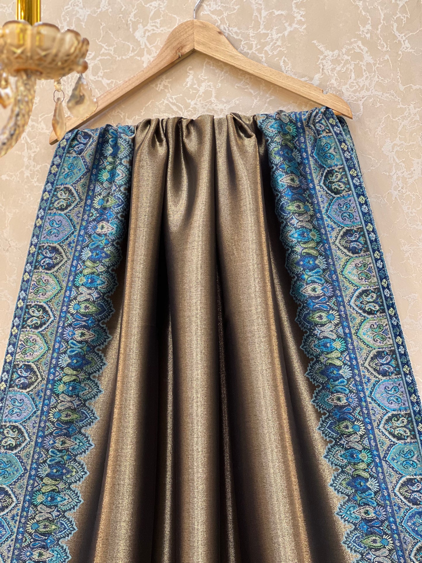 WOMEN SHAWL TWILIGHT COLLECTION FINE WOOL AMBER GOLD,