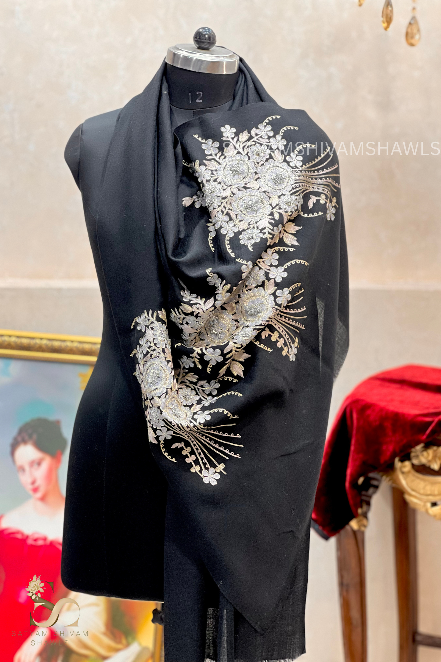 ITALIAN HAND MADE WORK  BUNCH FLOWER DESIGN  PASHMINA STOLE