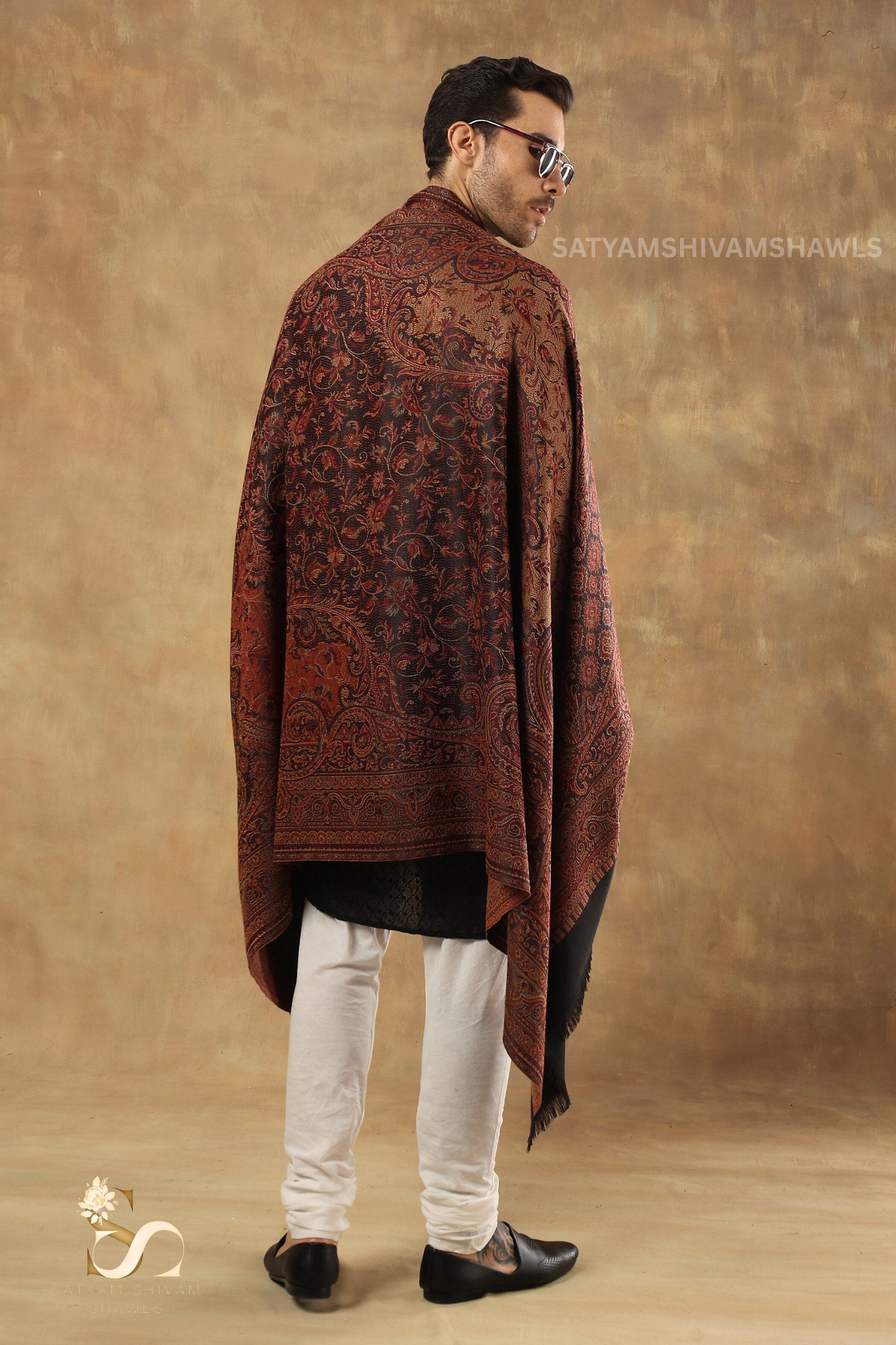 TURKEY ARABIC PAISLEY  KANI WOVEN SHAWL,WARM AND SOFT,VINTAGE BLACK