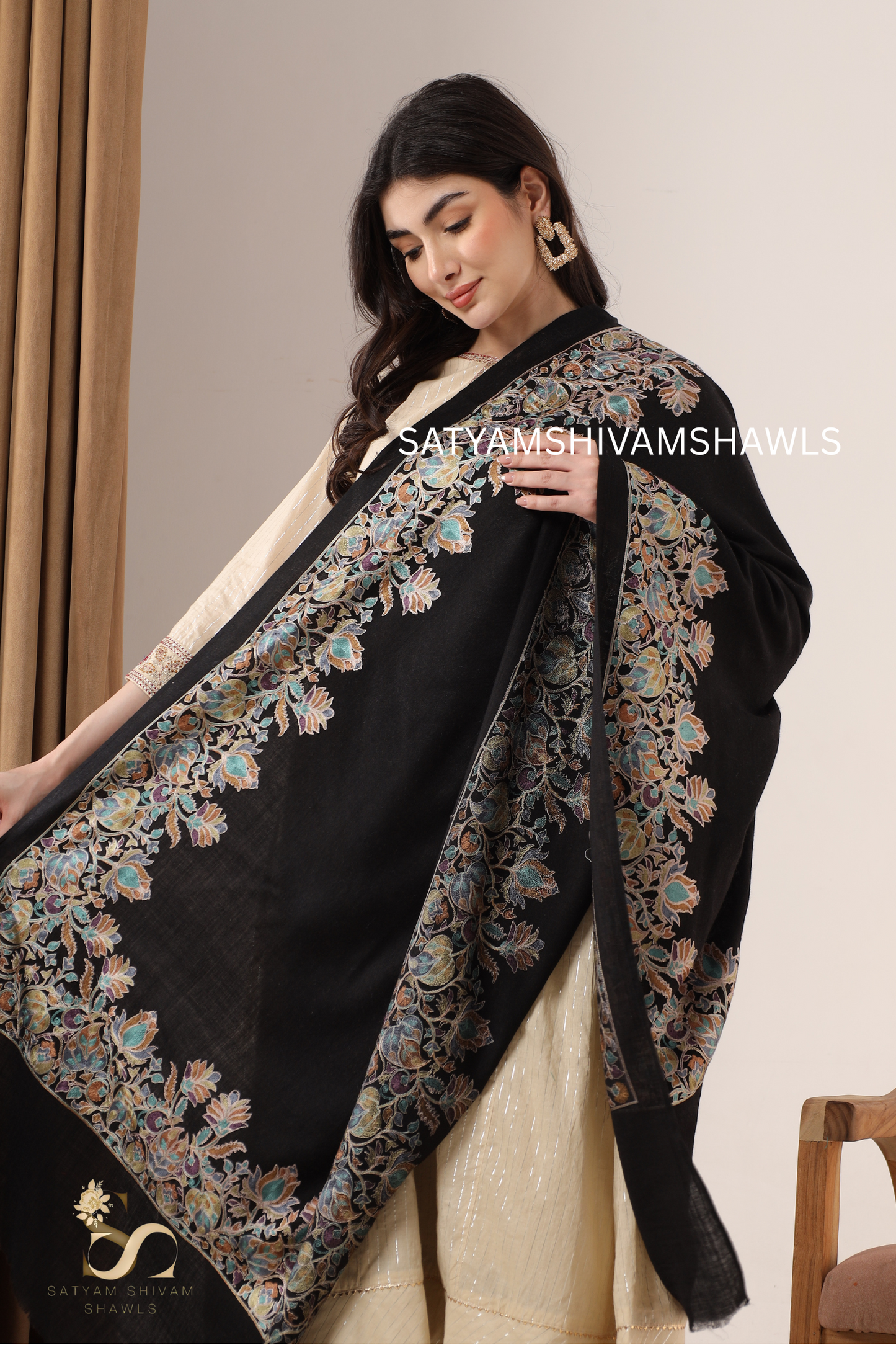 "NAZAKAT-E-NOIR"PASHMINA FINE WOOL BORDER NALKI EMBROIDERY WEAVE STOLE,BLACK