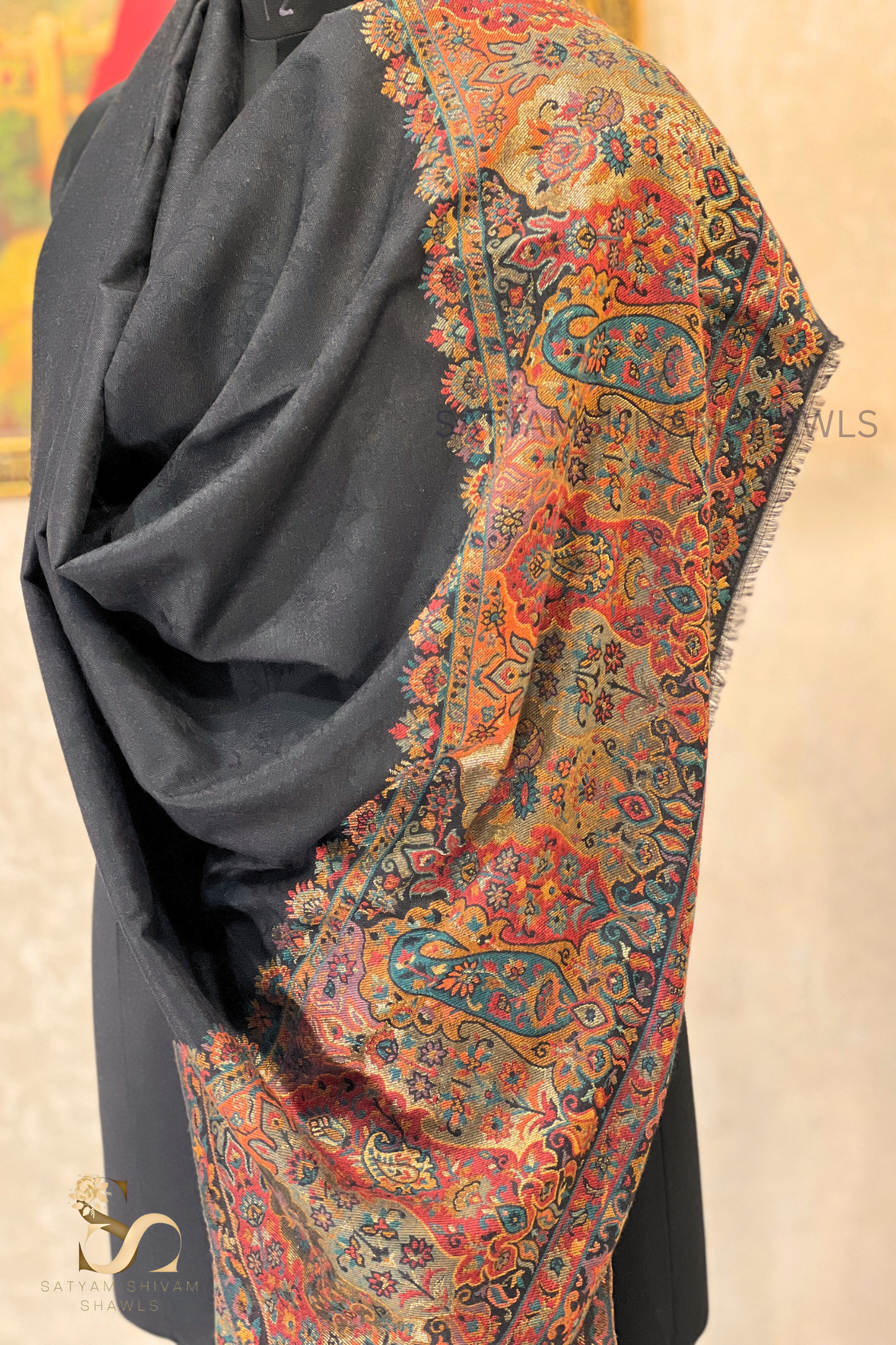 ZARI MOONLIGHT KANI WEAVE PURE WOOL PALLA SHAWL,WARM AND SOFT,BLACK