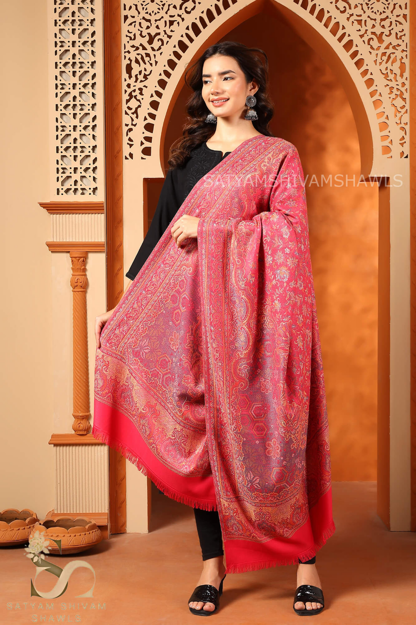 PURE WOOL ETHNIC KANI WEAVED SHAWL,WARM AND SOFT,GAJRI