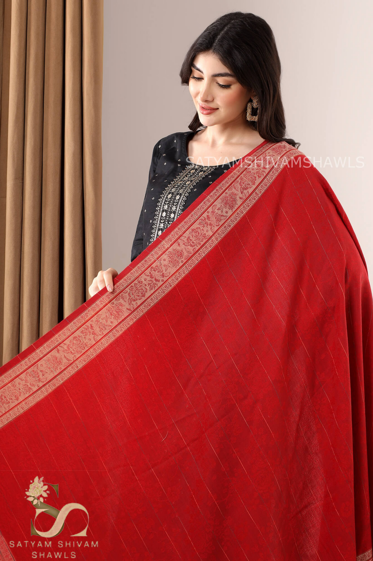 PURE WOOL REVERSIBLE BORDER WITH STRIPS DESIGN SHAWL ,MEHROON