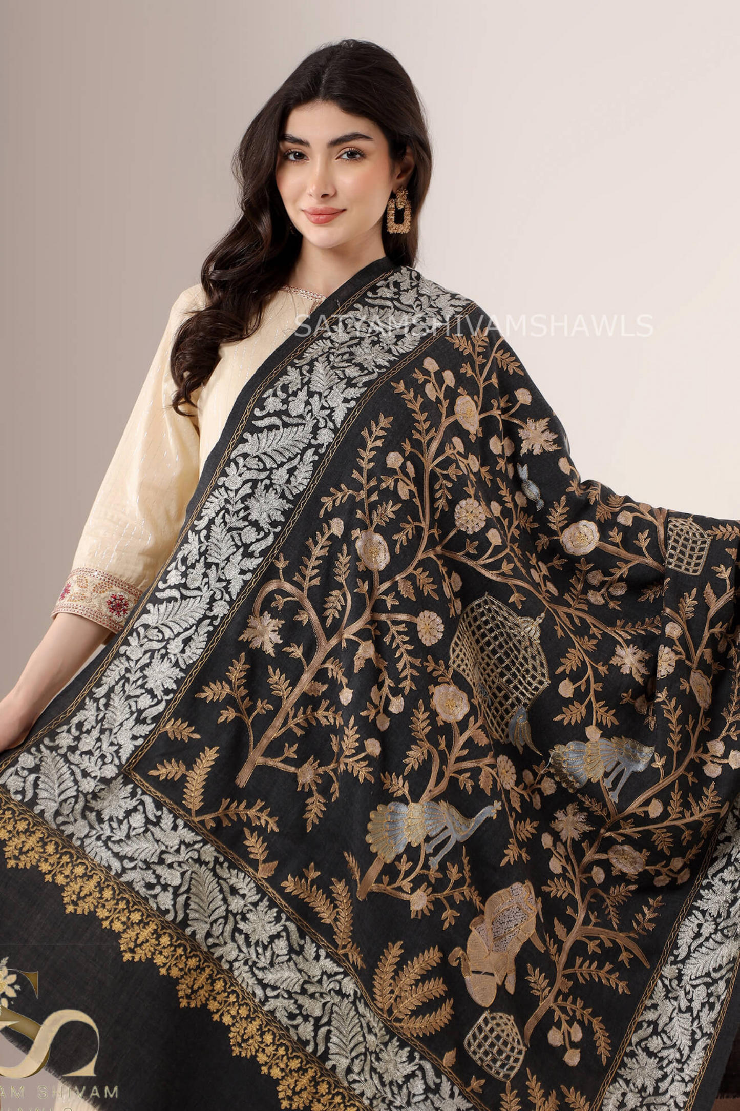 "SHIKAAR-E-KASHMIR" TILLA EMBRODIERY FINE PASHMINA WOOL, WARM AND SOFT,