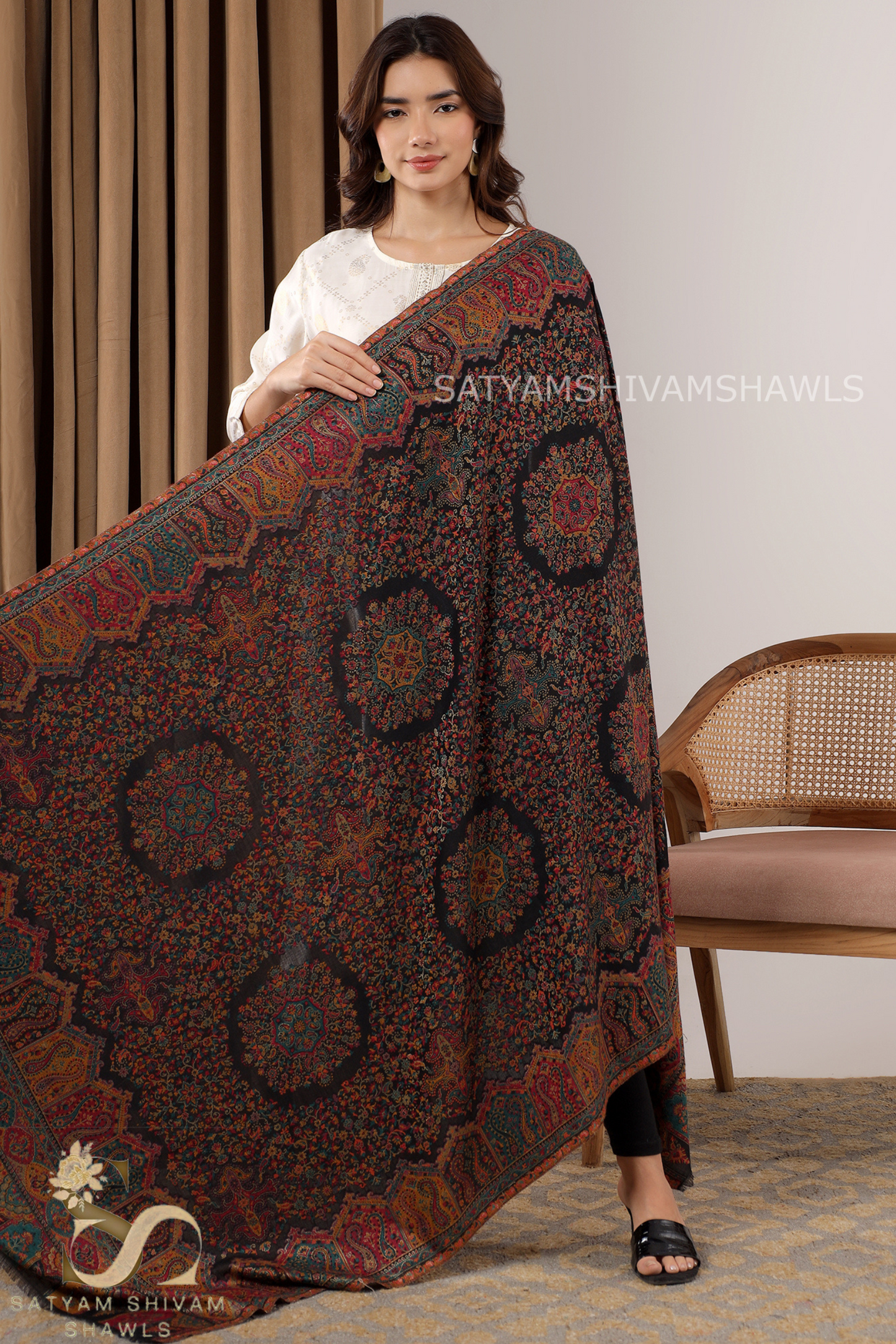 "THE MANDALA MUSE"SIGNATURE PASHMINA WOOL KANI WEAVED SHAWL