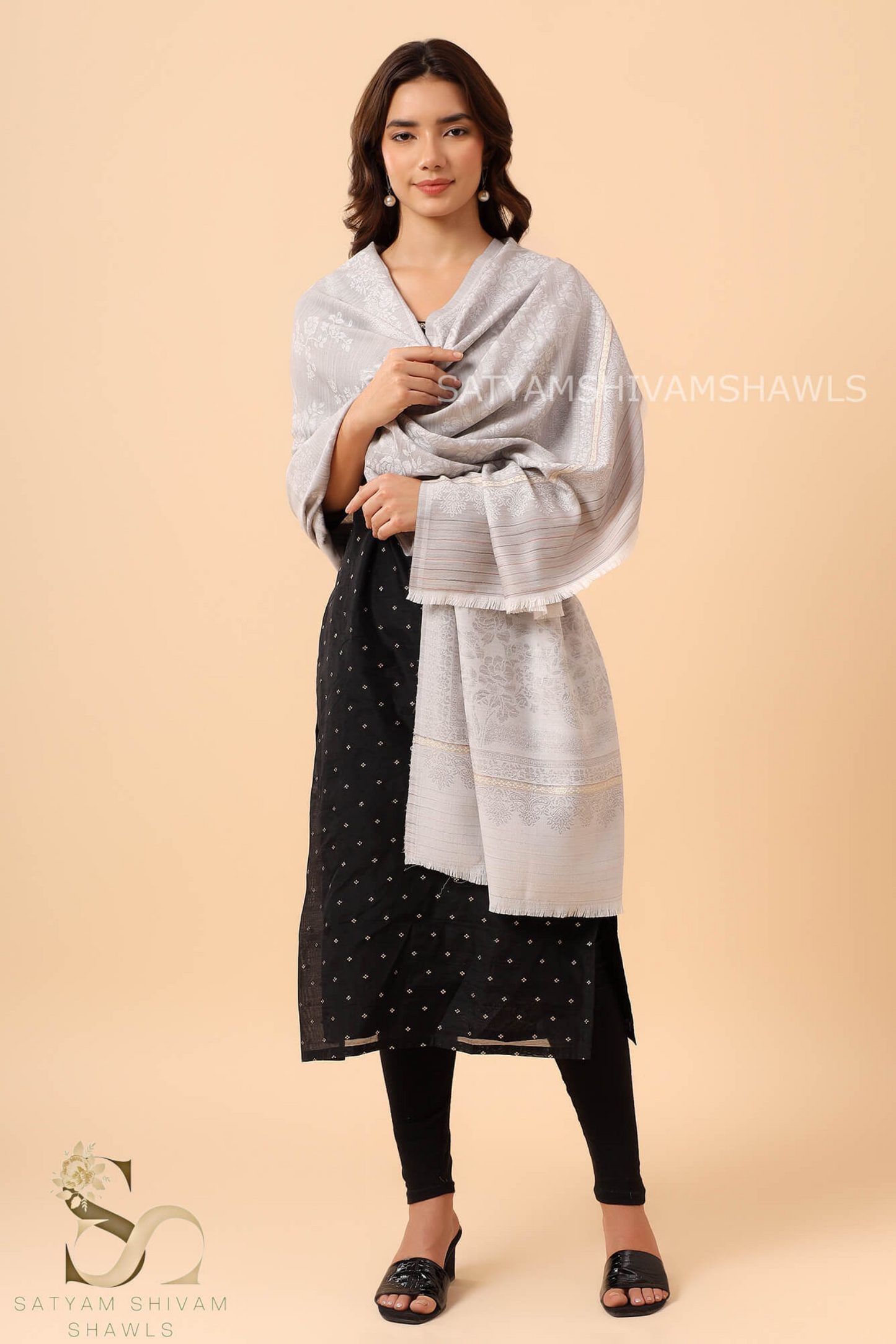 PASHMINA BLENDED WOOL REVERSIBLE SELF DESIGN SHAWL,SLIVER GREY