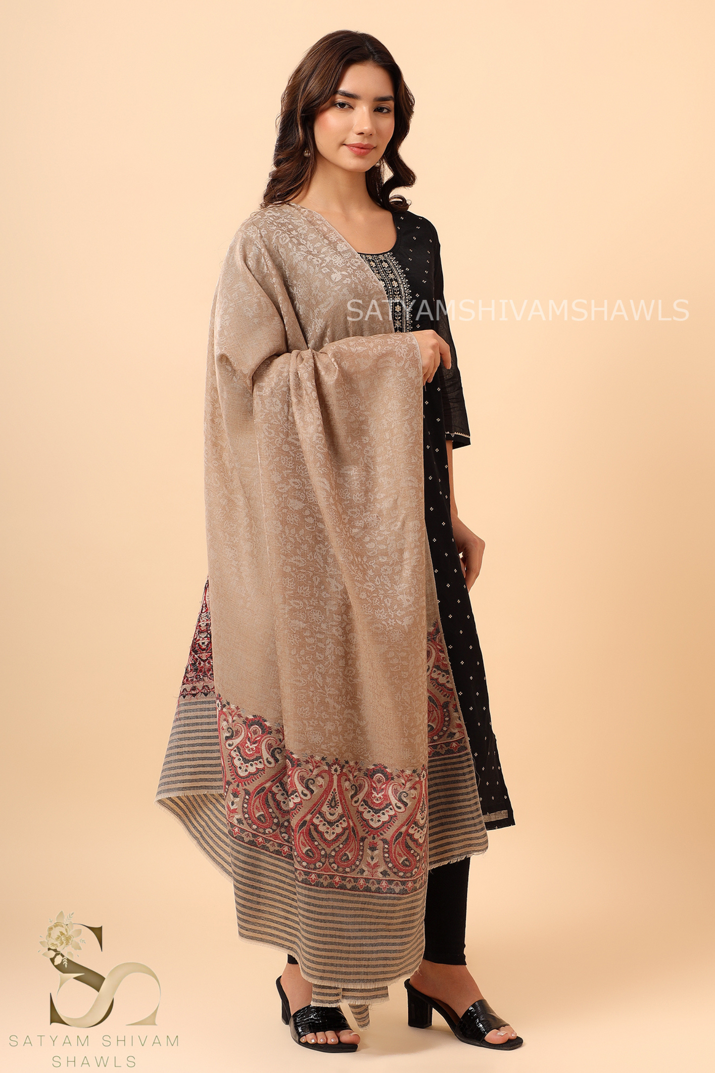 SATYAMSHIVAMSHAWLS, WOMENS EXTRA FINE WOOL SHAWL, WOVEN PALLA, AZTEC DESIGN,WARM AND LIGHT WEIGHT