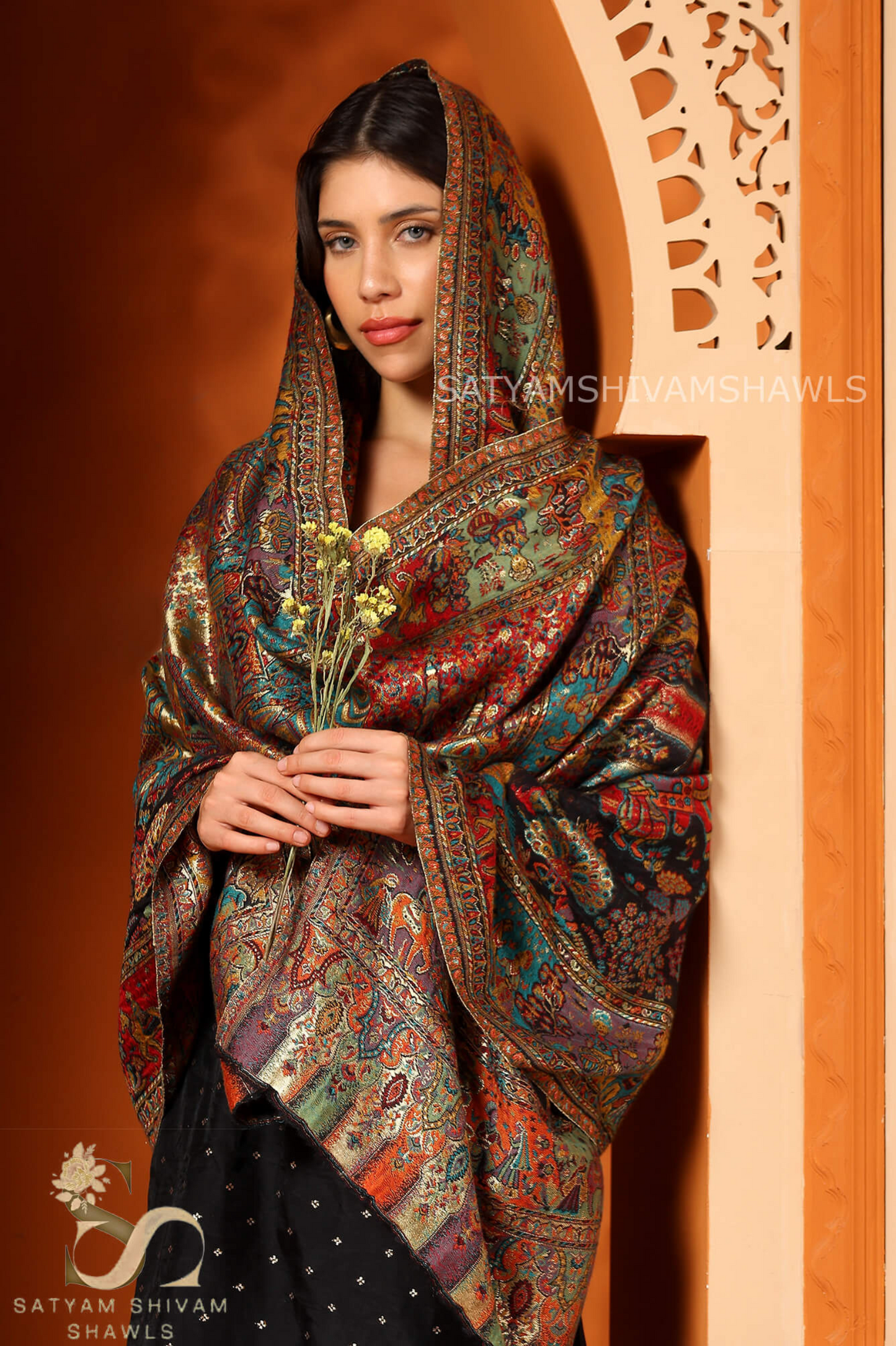 TWINLIGHT REVERSIBLE FINE WOOL PASHMINA DHOLI THEME DESIGSHAWL,BLACK GOLDEN