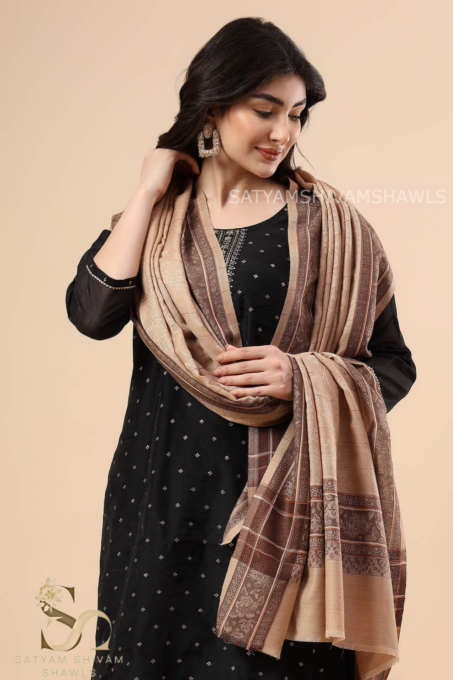 PURE WOOL ALL OVER SELF DESIGN WITH BORDER AND STRIPS DESIGN SHAWL,WARM & SOFT,LIGHT