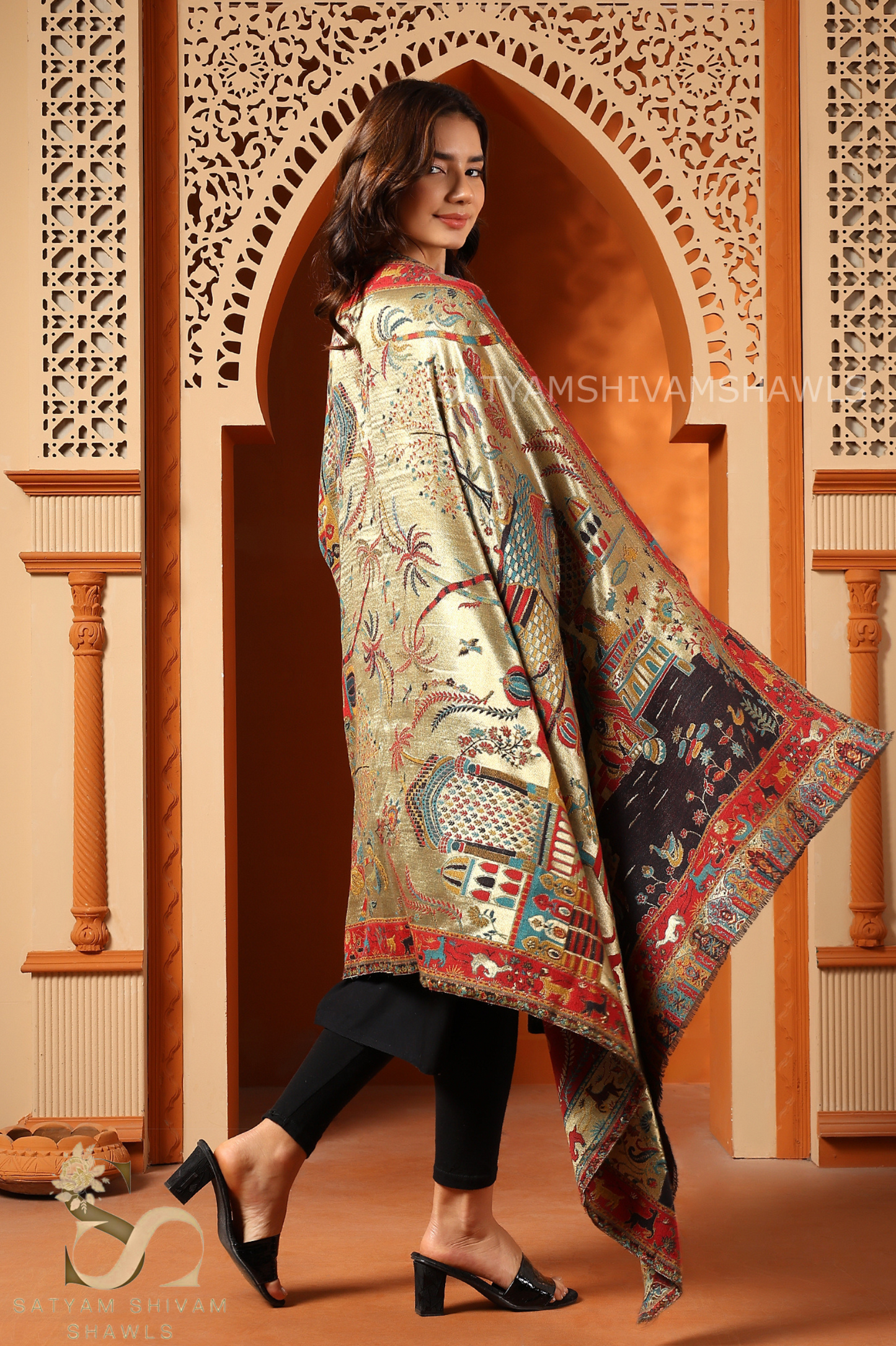 TWINLIGHT REVERSIBLE FINE WOOL PASHMINA SHAWL,MEHROON GOLDEN
