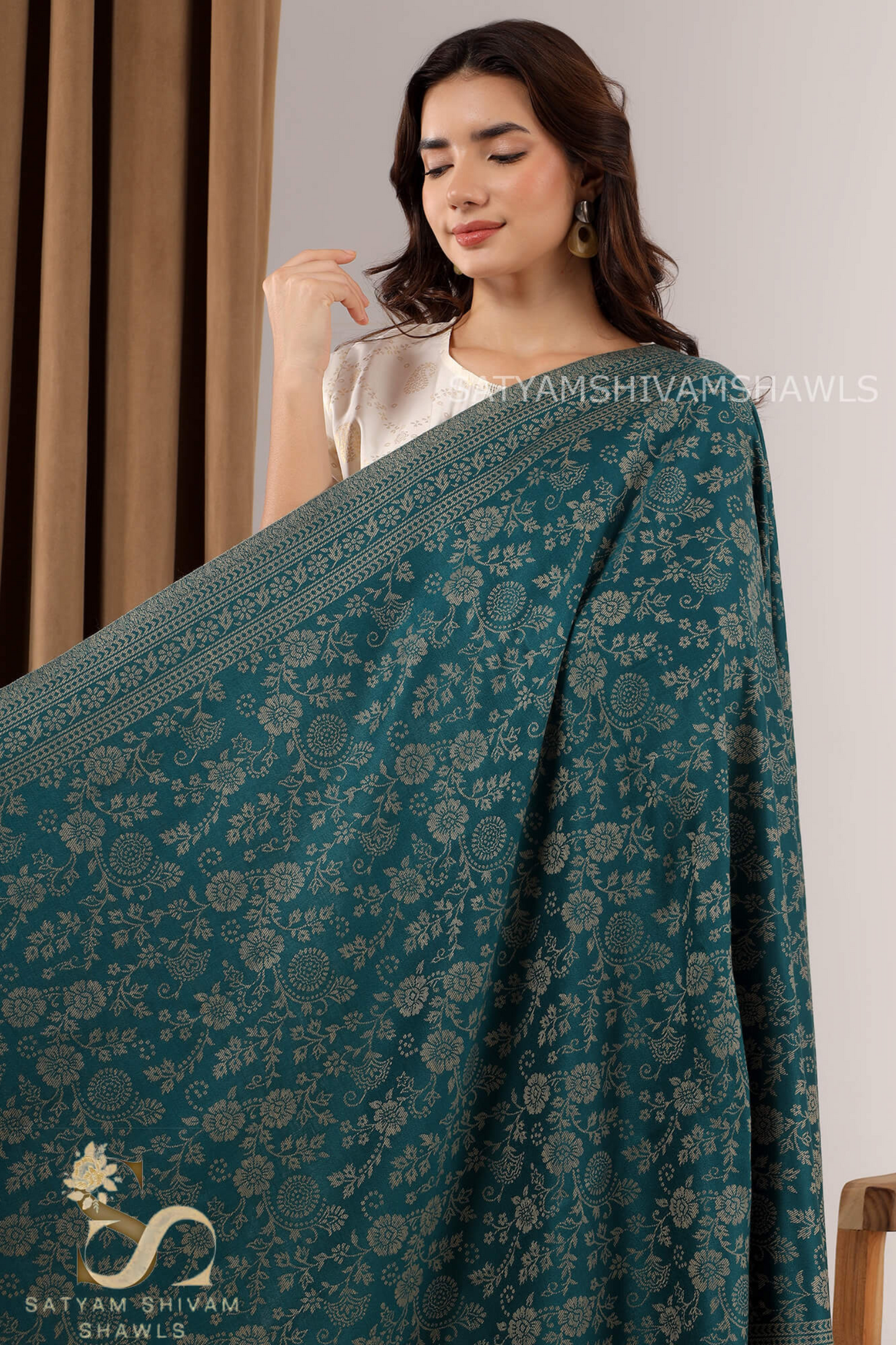 PURE WOOL ETHNIC KANI WEAVED SHAWL,WARM AND SOFT, C GREEN