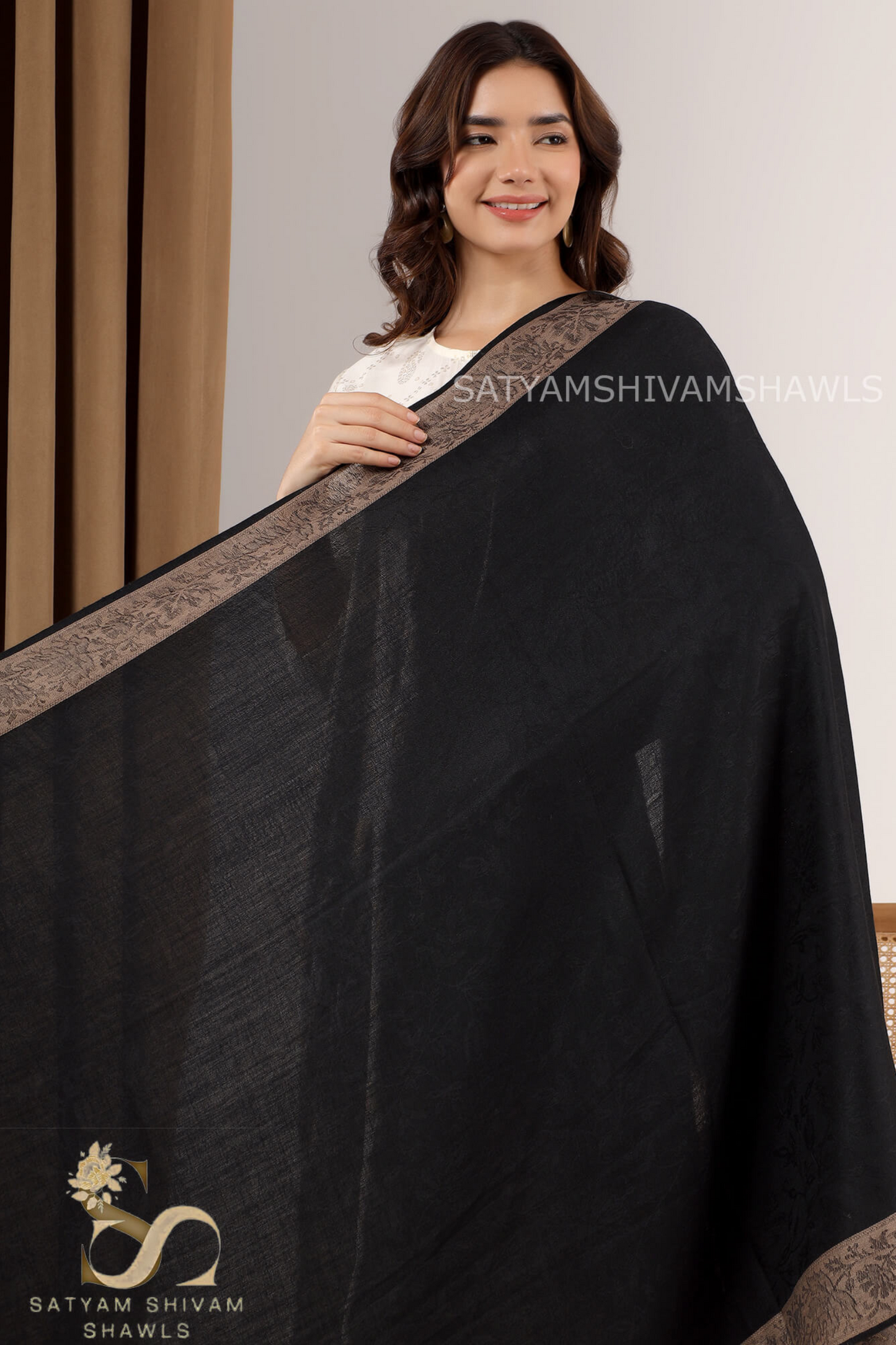PURE WOOL REVERSIBLE SELF BORDER DESIGN SHAWL ,BLACK
