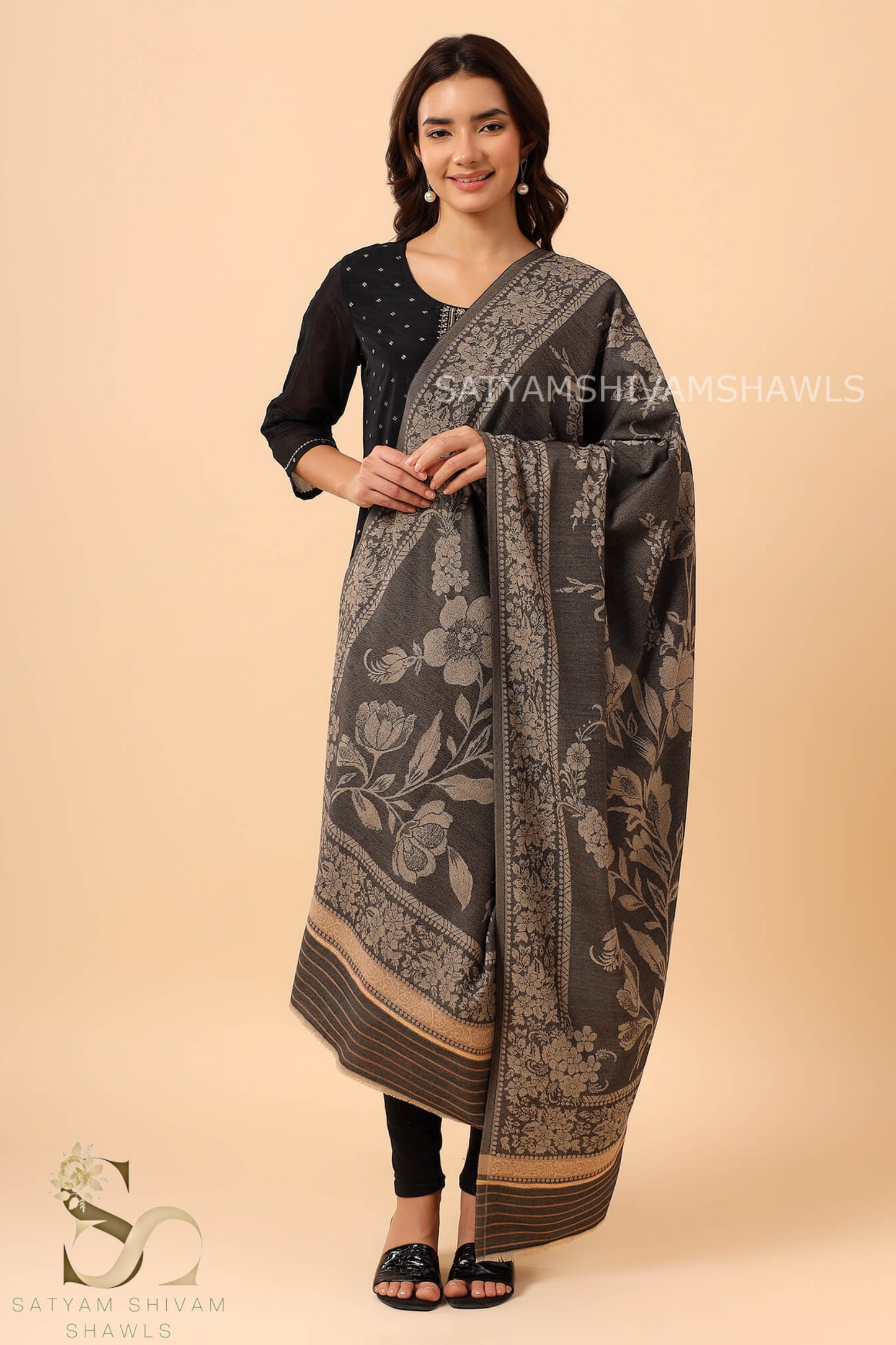 PASHMINA BLENDED WOOL REVERSIBLE SELF LOTUS DESIGN SHAWL
