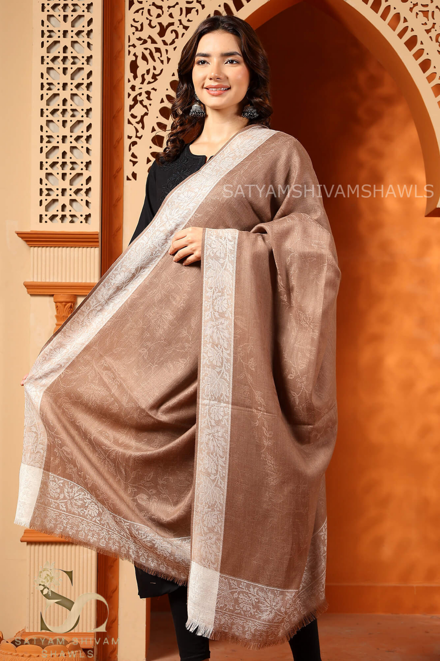 PURE WOOL REVERSIBLE SELF BORDER DESIGN SHAWL ,TOOSH
