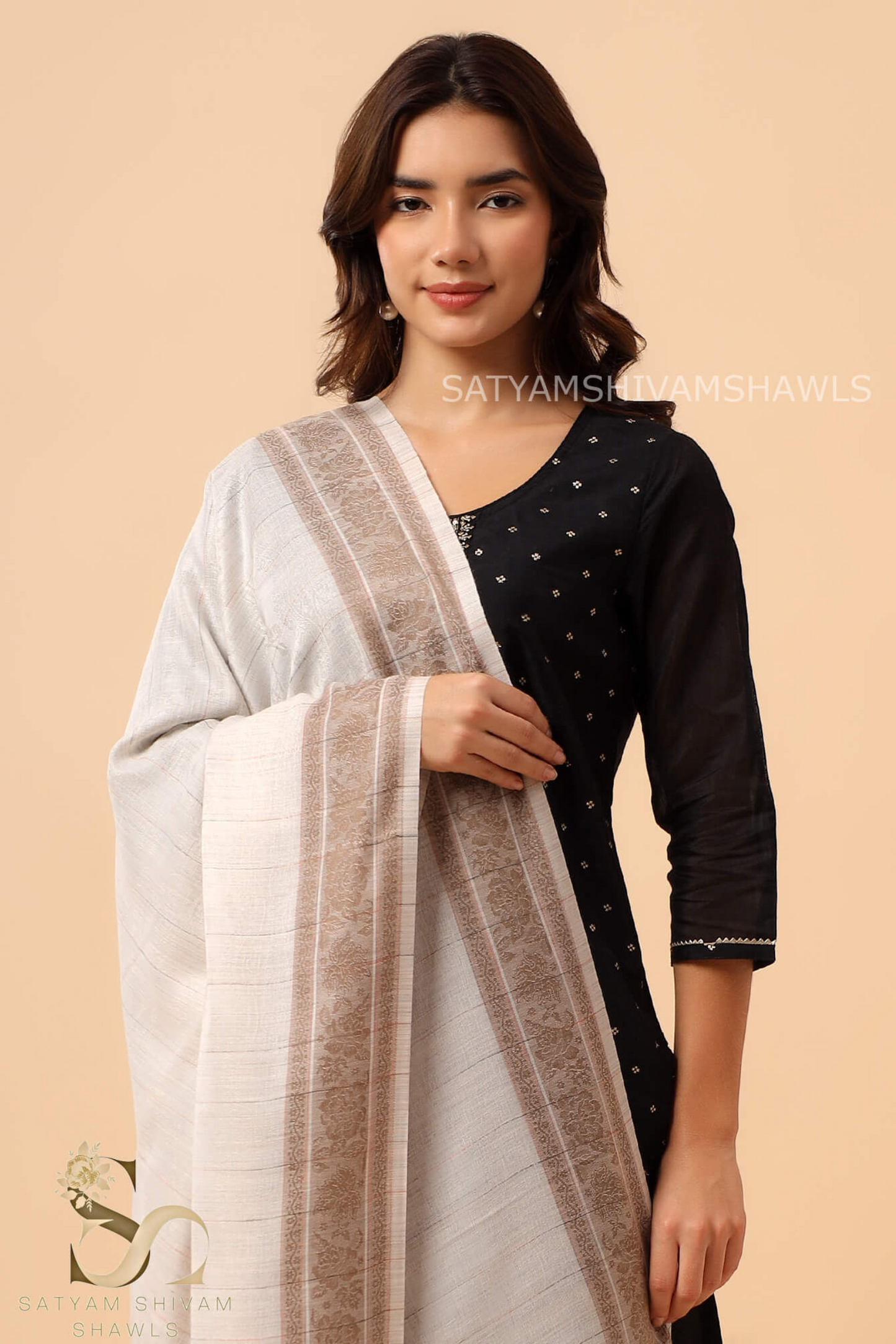 PURE WOOL REVERSIBLE SELF BORDER WITH STRIPS DESIGN SHAWL ,WHITE