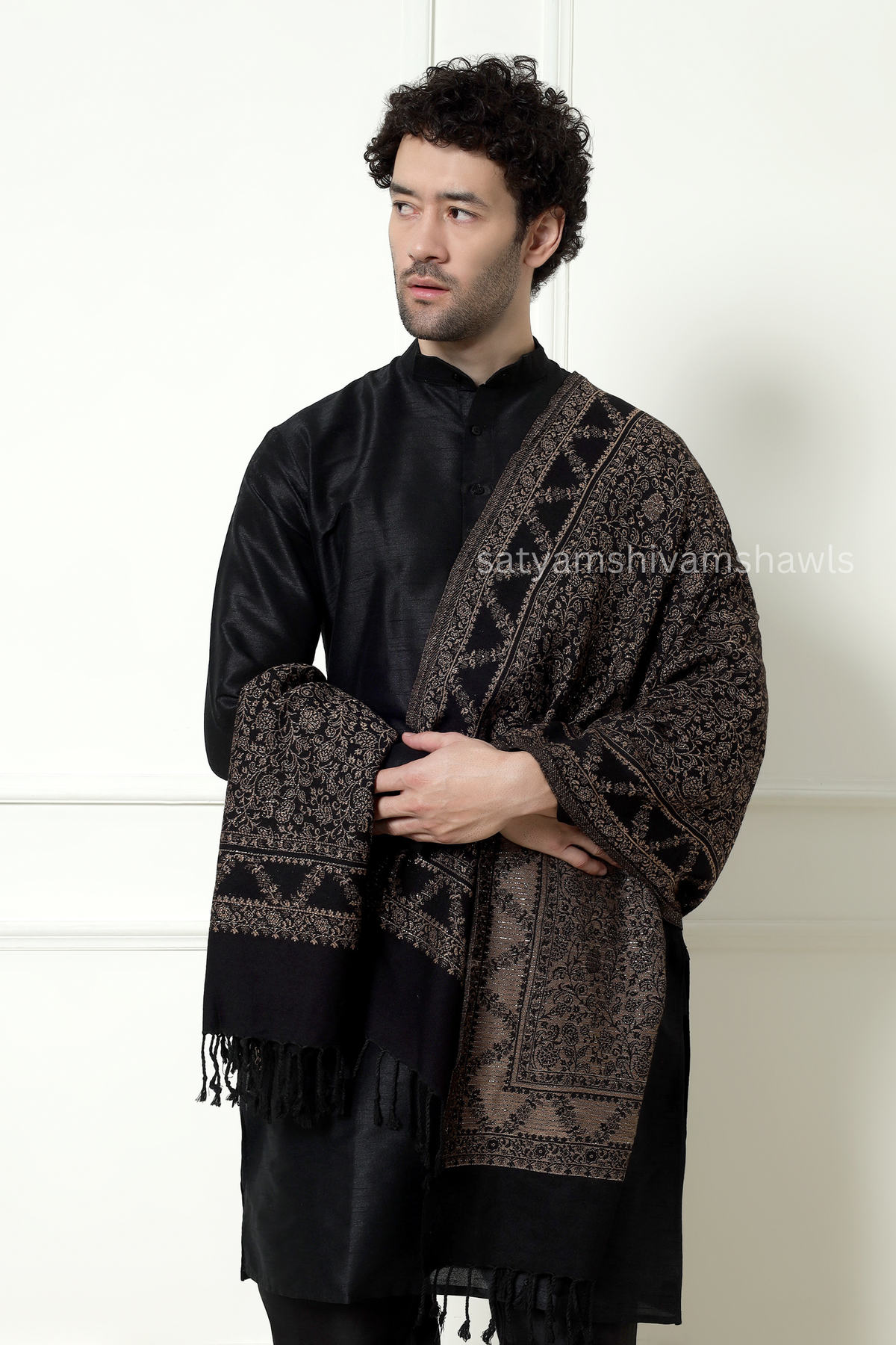 pure wool zari weaved stole,black