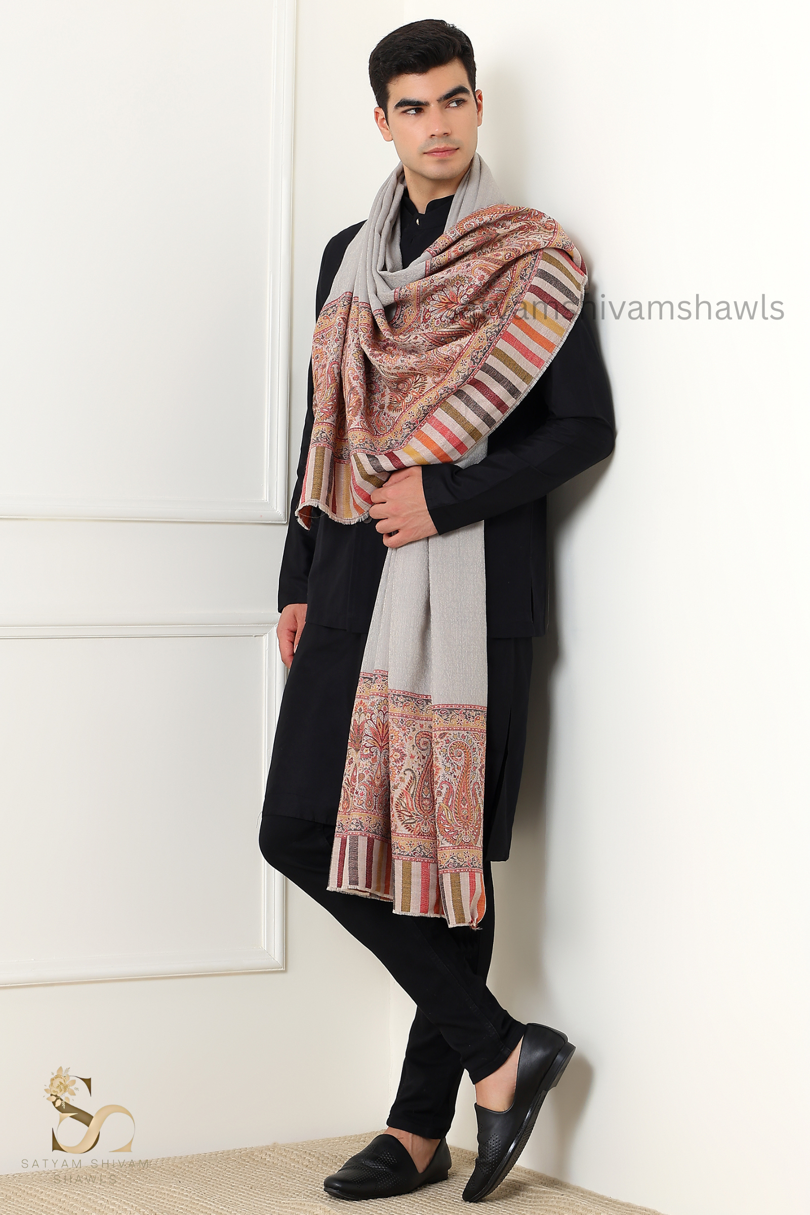 MENS EXTRA FINE WOOL SHAWL, WOVEN PALLA, AZTEC DESIGN,WARM AND LIGHT WEIGHT